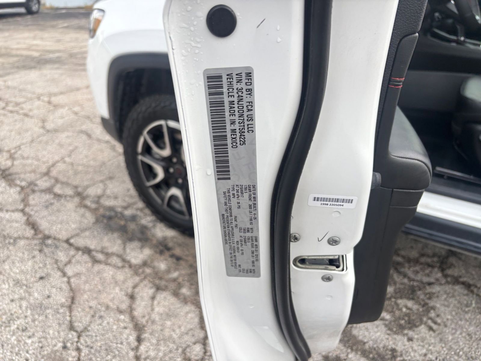 Thumbnail: 2025 Jeep Compass - 28