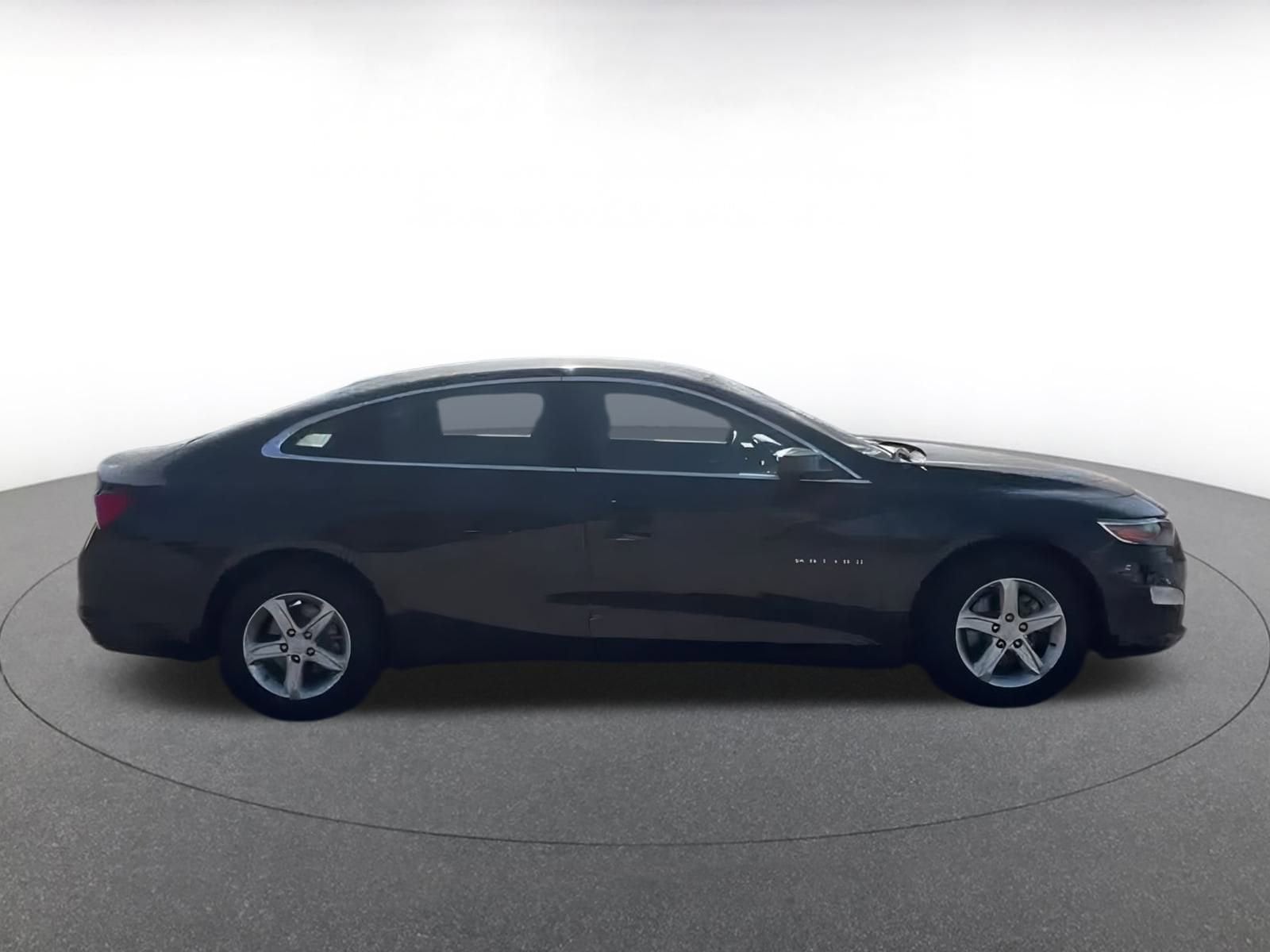 Thumbnail: 2024 Chevrolet Malibu - 14