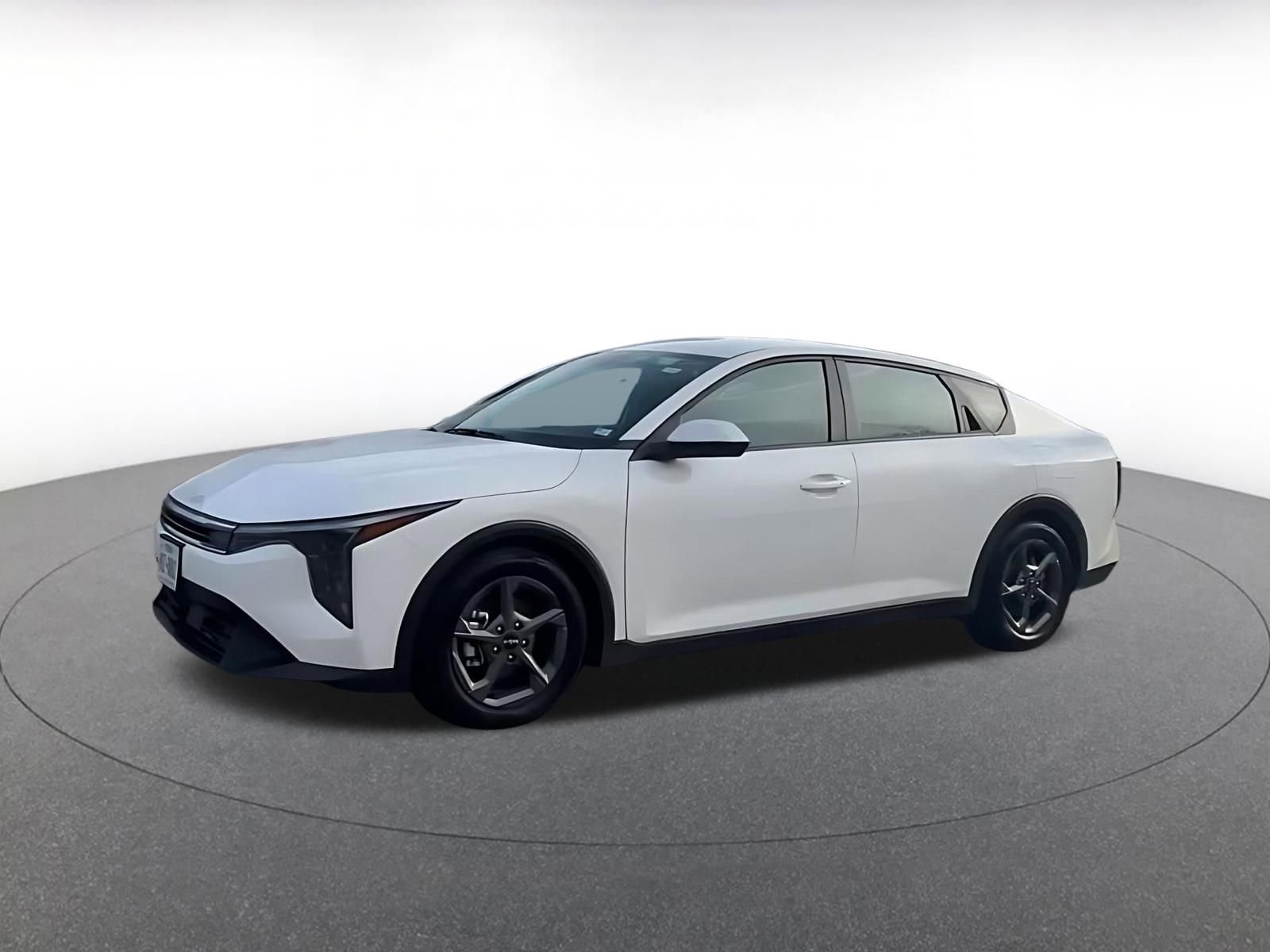 Thumbnail: 2025 Kia K4 - 3