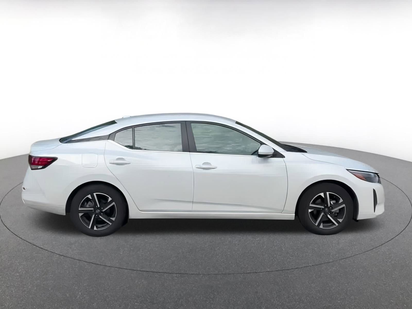Thumbnail: 2024 Nissan Sentra - 15