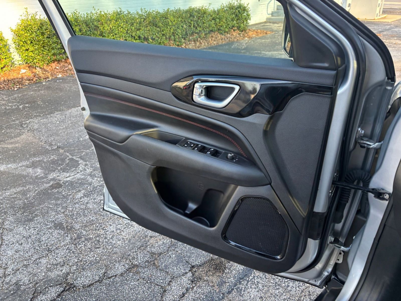 Thumbnail: 2025 Jeep Compass - 18