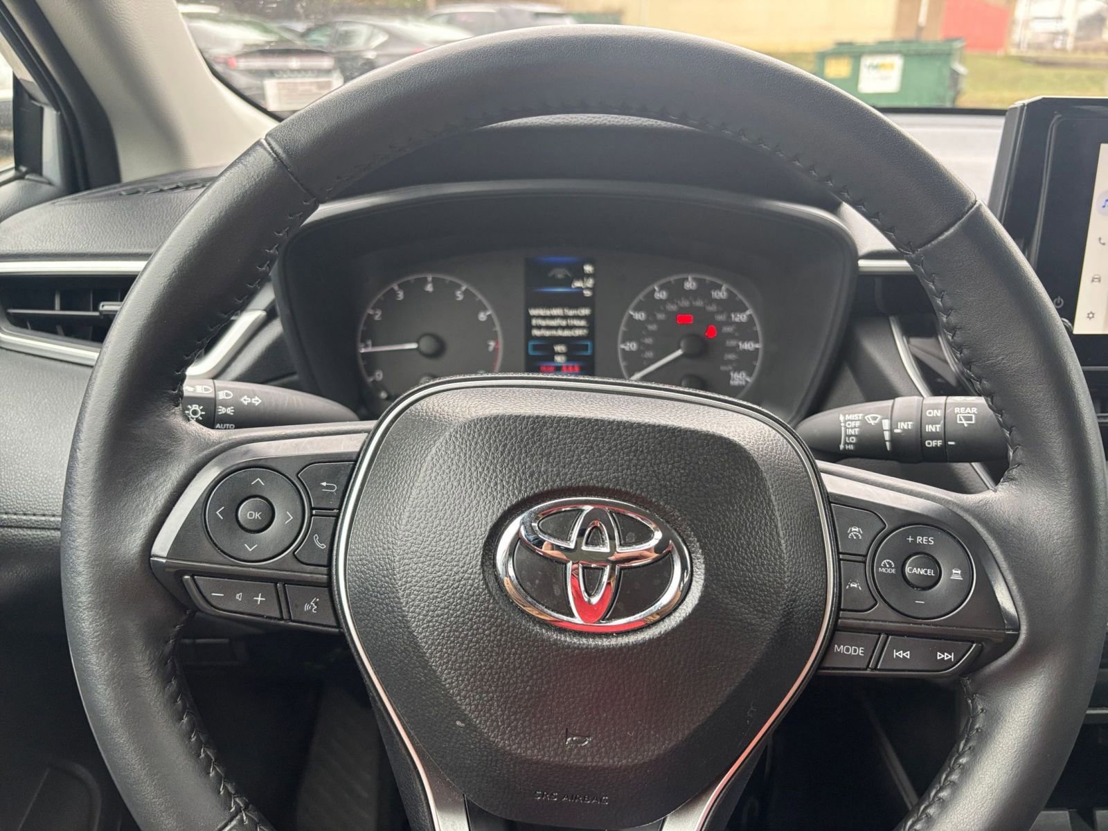 Thumbnail: 2025 Toyota Corolla Cross - 32