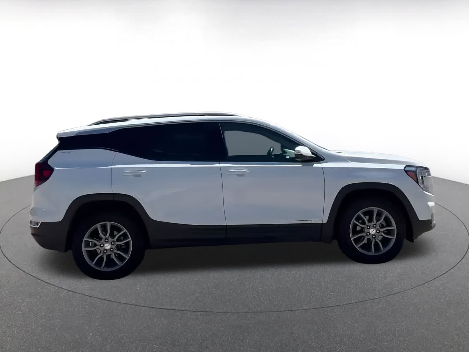 Thumbnail: 2024 GMC Terrain - 16
