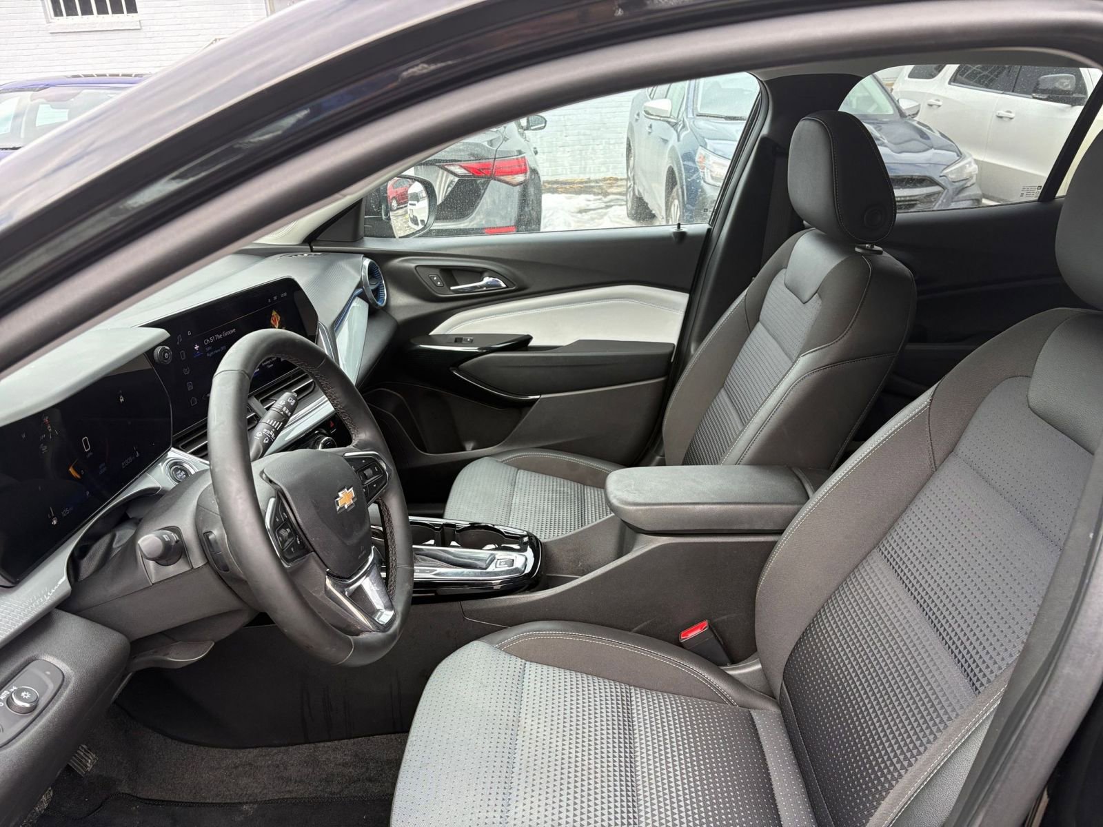 Thumbnail: 2025 Chevrolet Trax - 24