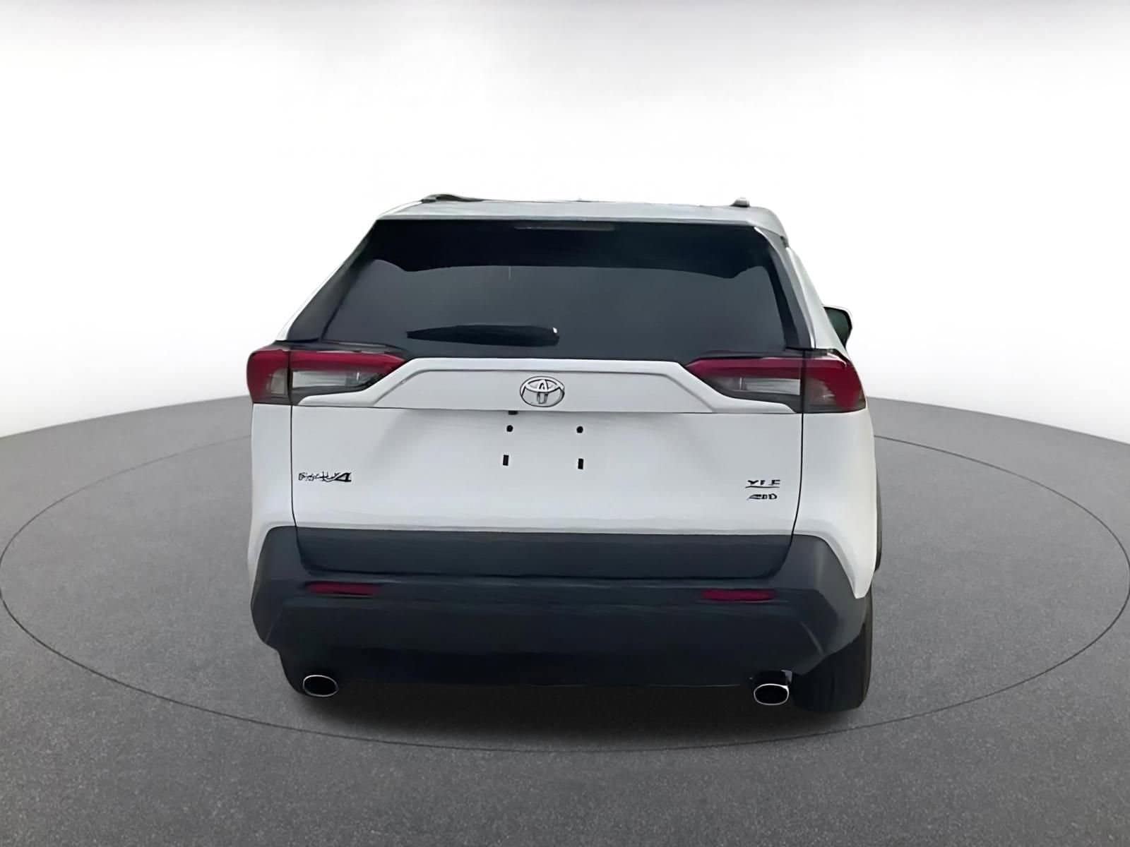 Thumbnail: 2025 Toyota RAV4 - 12