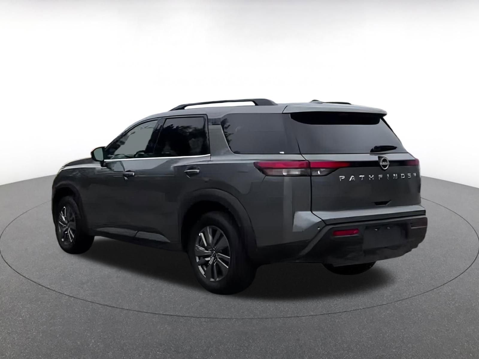 Thumbnail: 2025 Nissan Pathfinder - 10