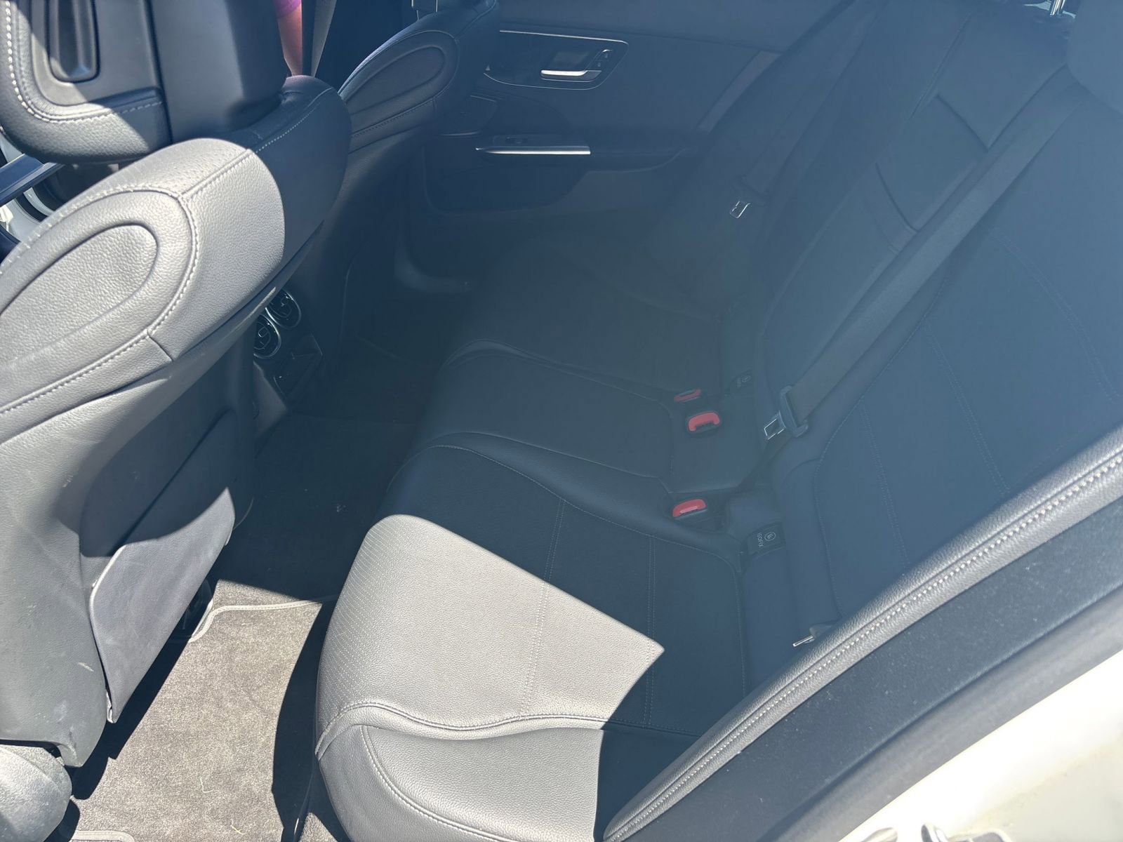 Thumbnail: 2024 Mercedes-Benz C-Class - 6