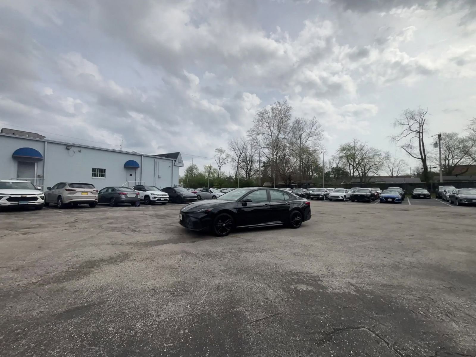 Thumbnail: 2025 Toyota Camry - 14