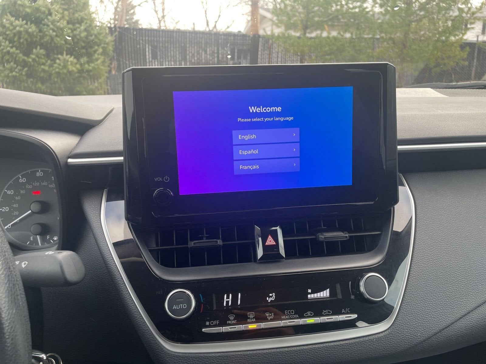 Thumbnail: 2025 Toyota Corolla - 18