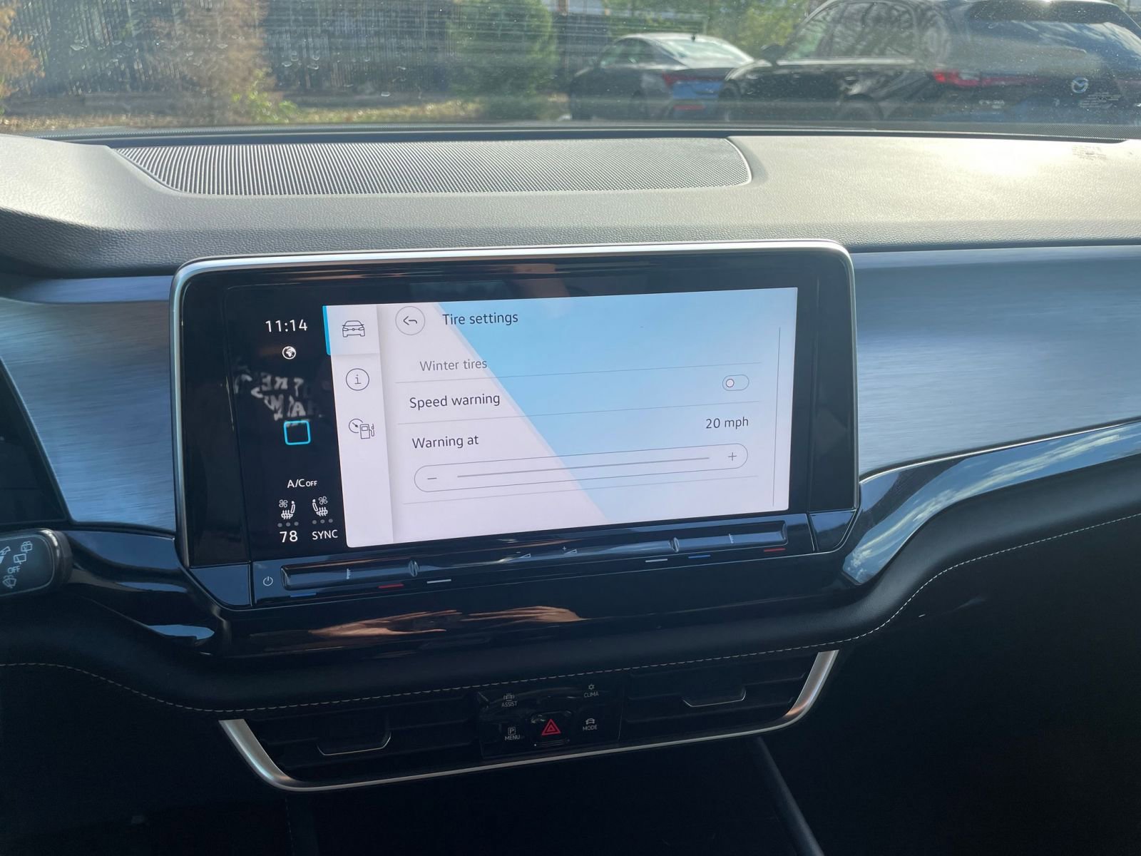 Thumbnail: 2025 Volkswagen Atlas - 18