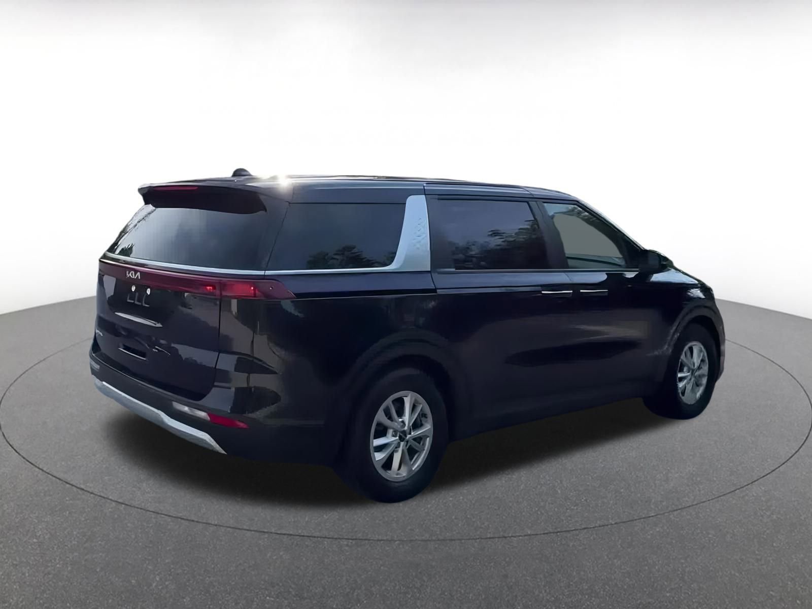 Thumbnail: 2024 Kia Carnival - 13