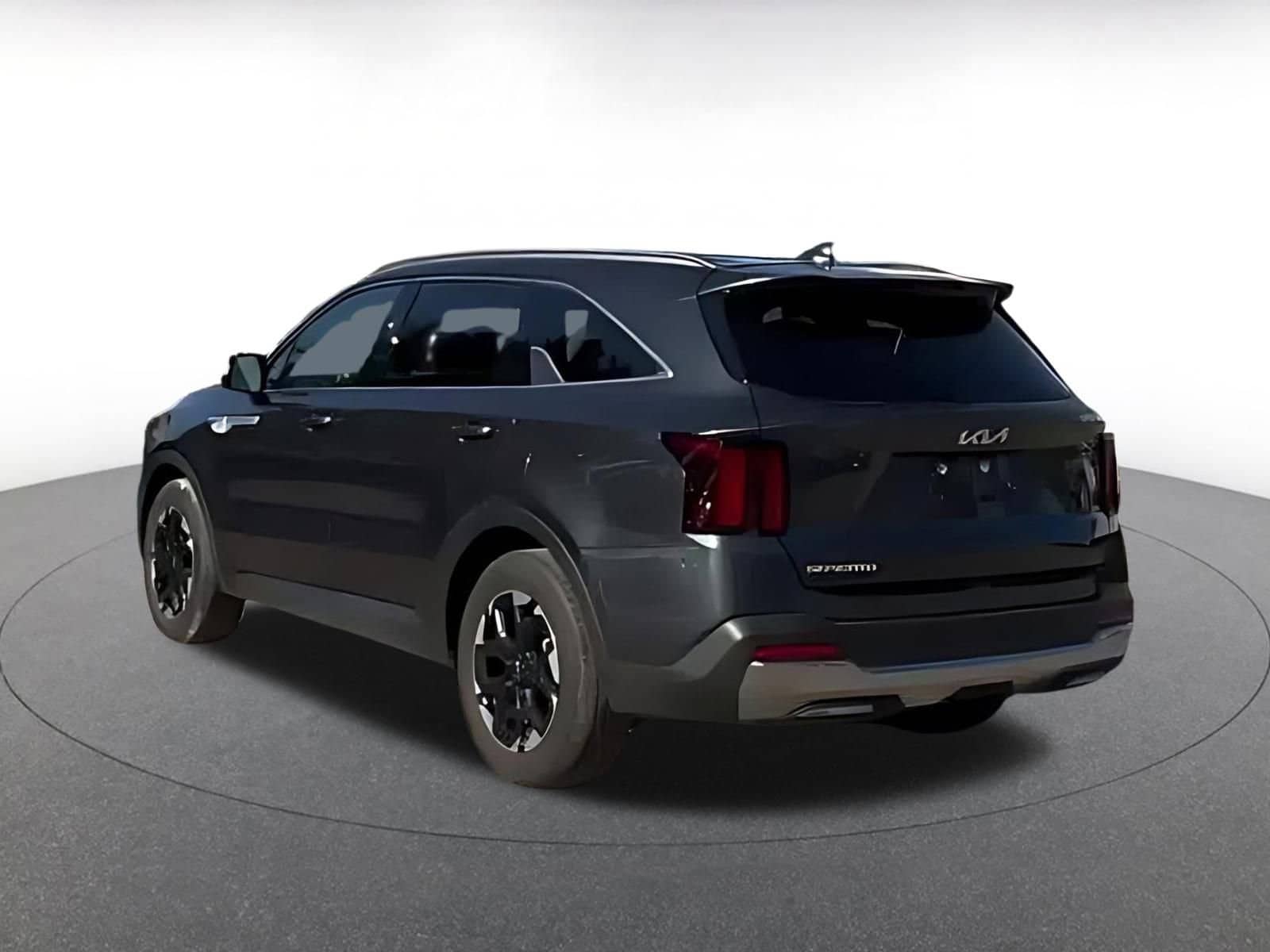 Thumbnail: 2024 Kia Sorento - 7