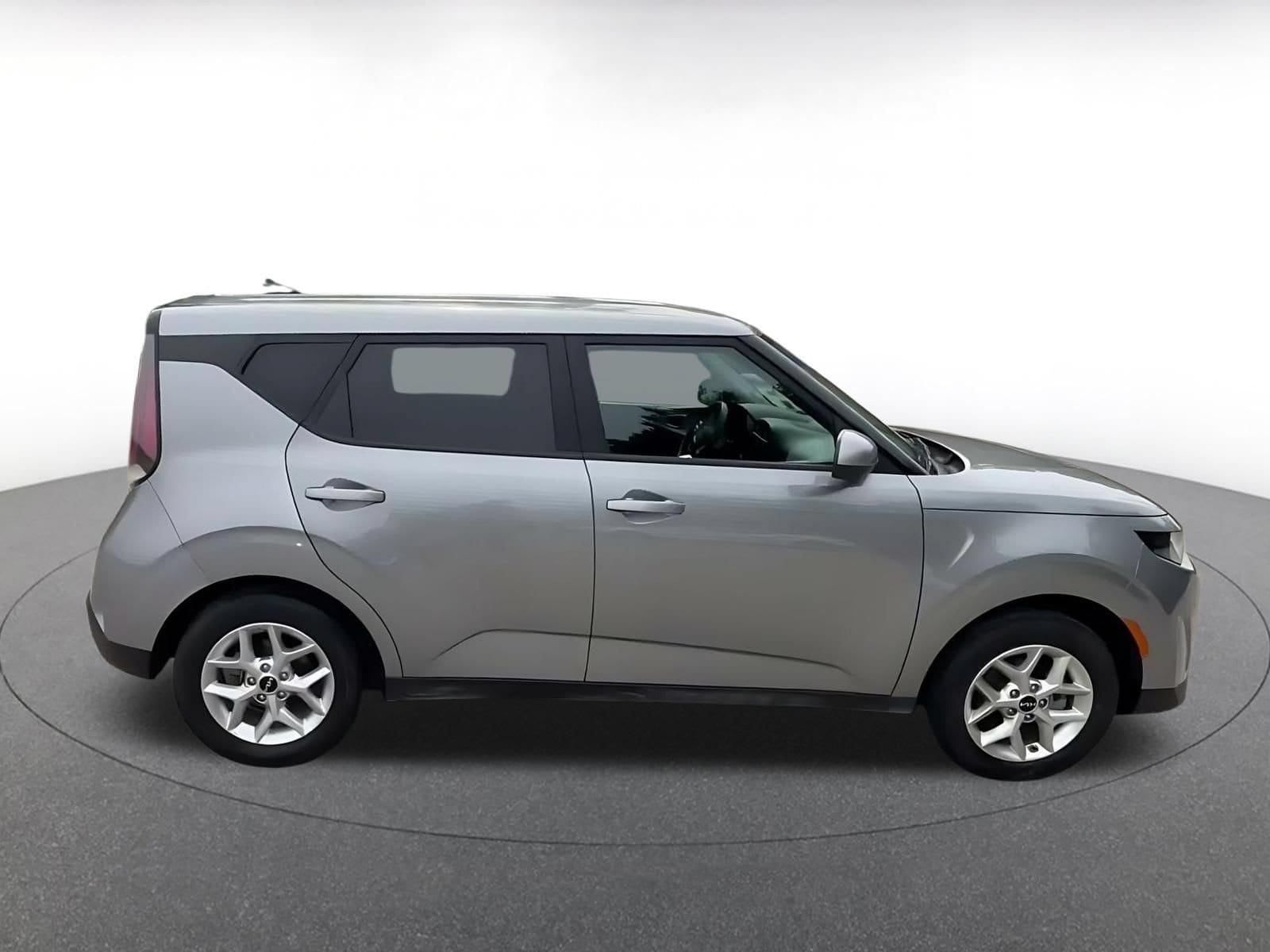 Thumbnail: 2025 Kia Soul - 13