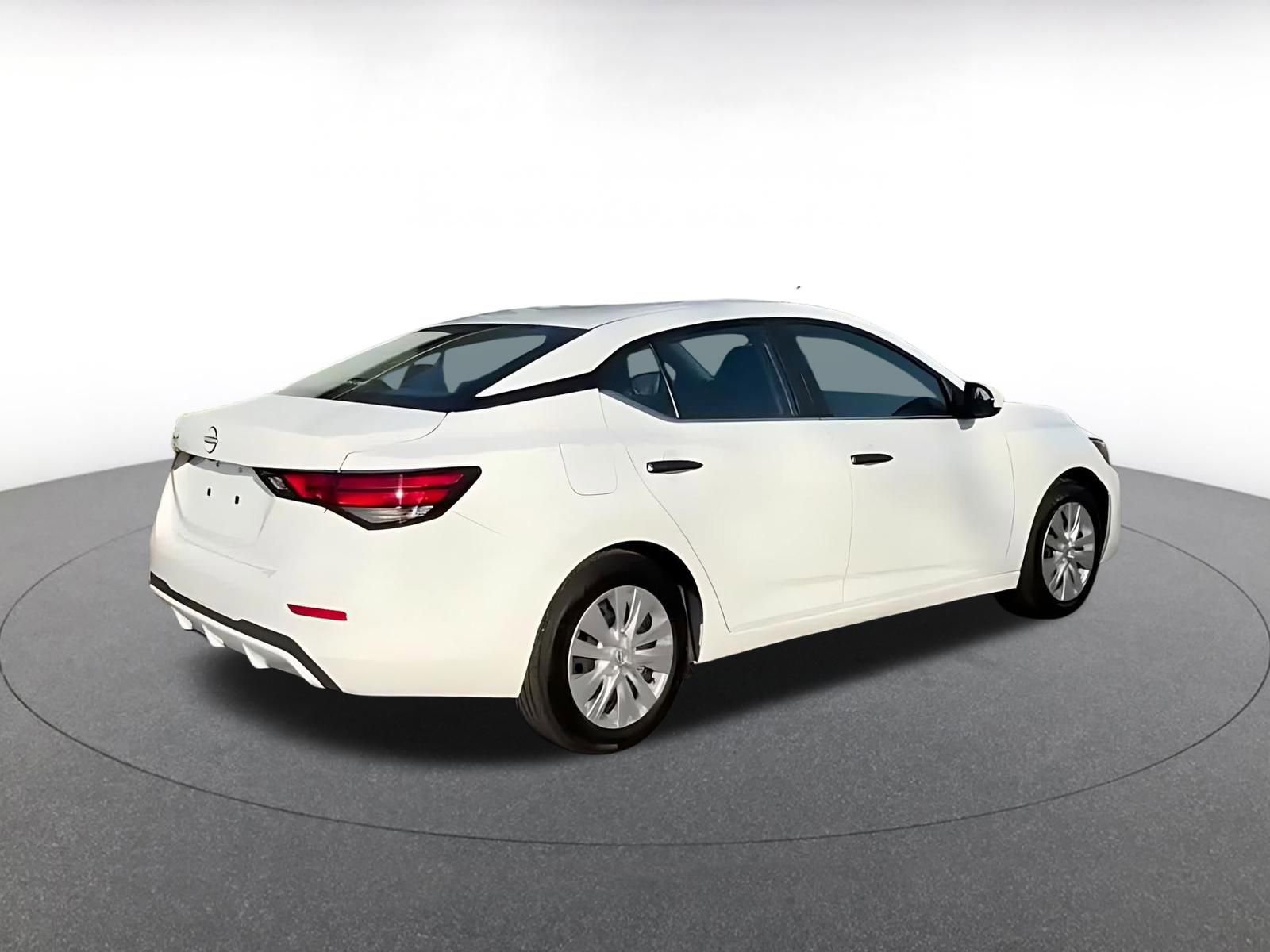 Thumbnail: 2025 Nissan Sentra - 11