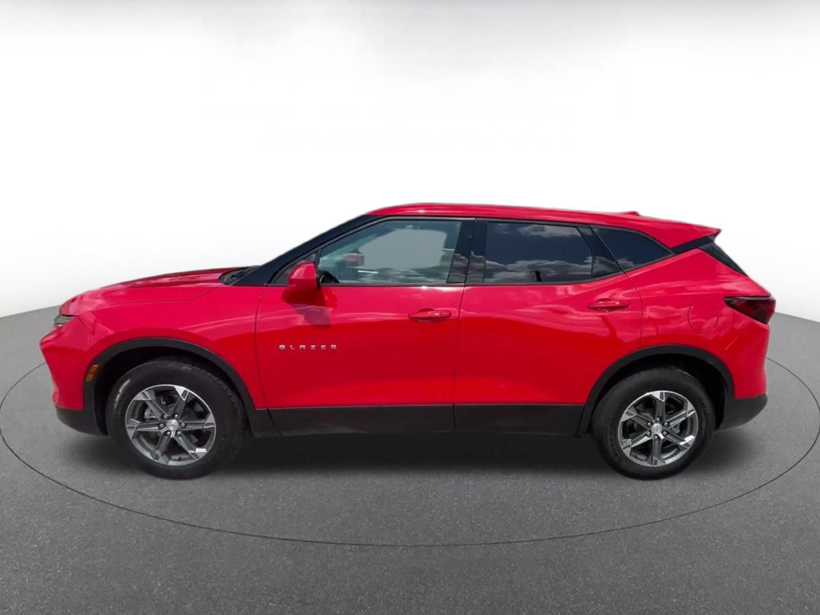 Thumbnail: 2026 Chevrolet Blazer - 8