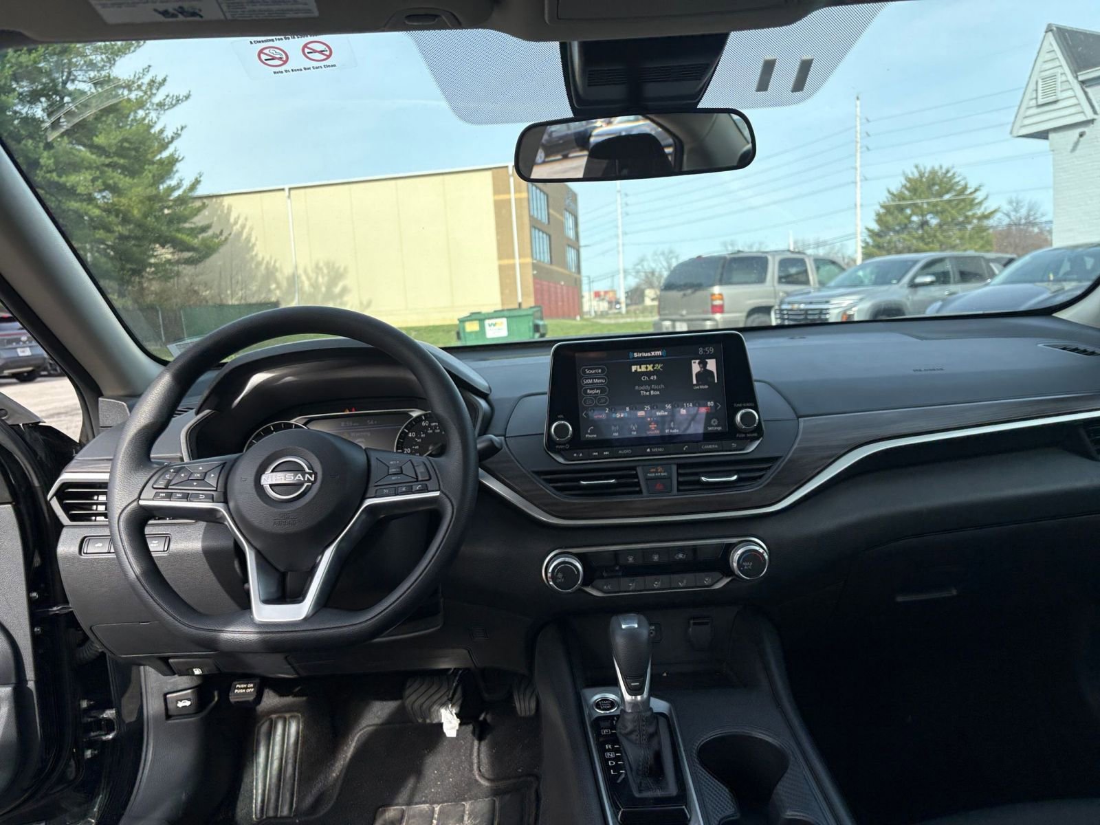 Thumbnail: 2025 Nissan Altima - 32