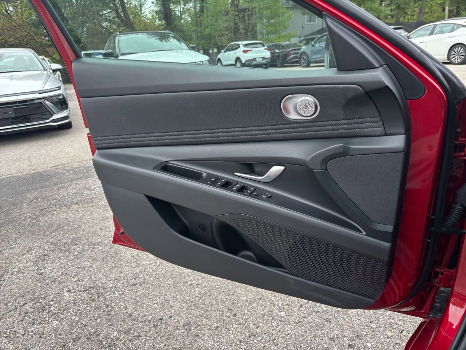 Thumbnail: 2025 Hyundai Elantra - 18