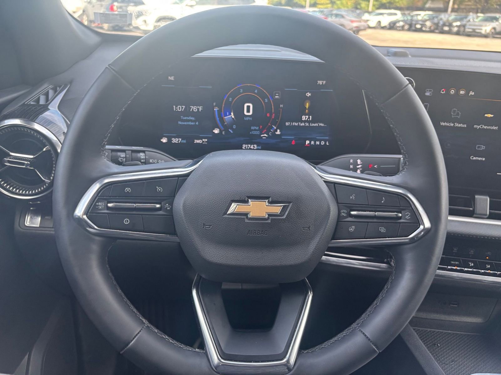 Thumbnail: 2025 Chevrolet Equinox - 32