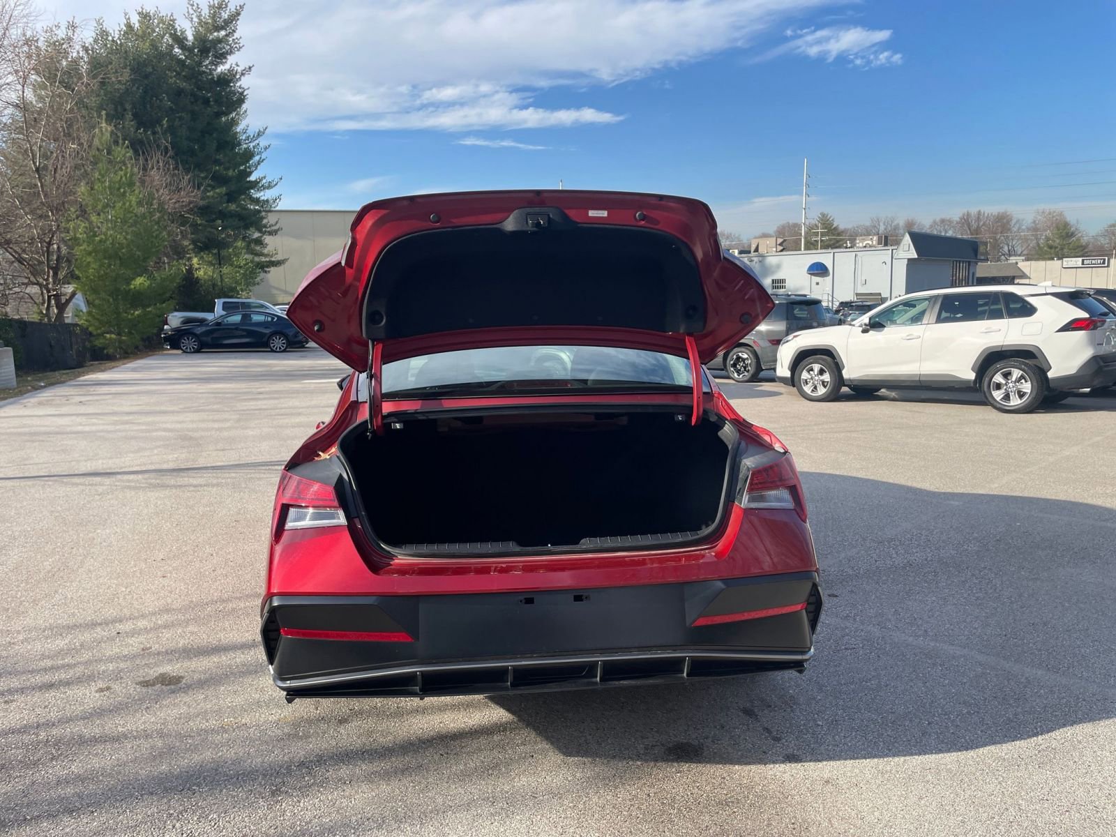 Thumbnail: 2025 Hyundai Elantra - 30