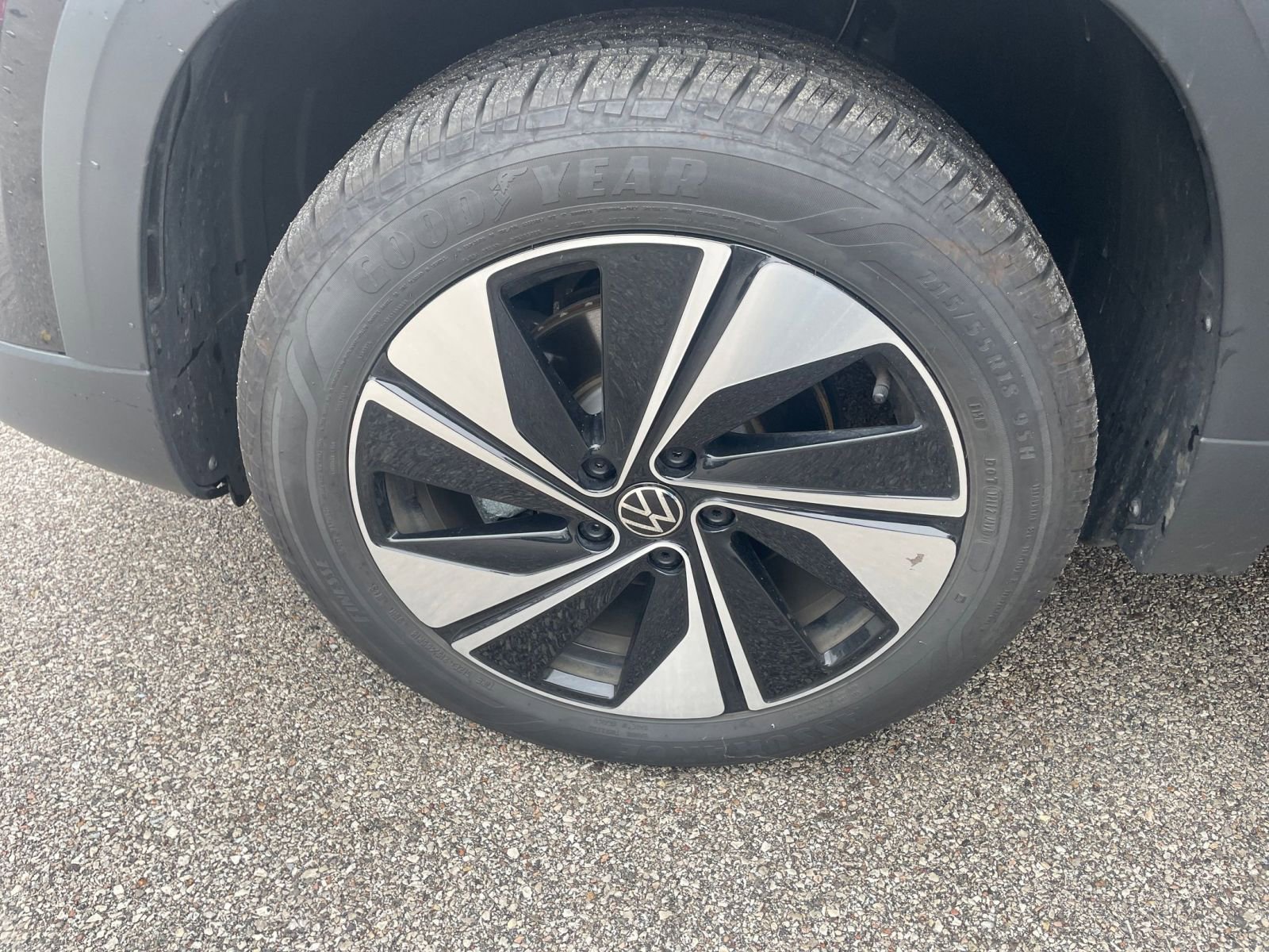 Thumbnail: 2025 Volkswagen Taos - 28