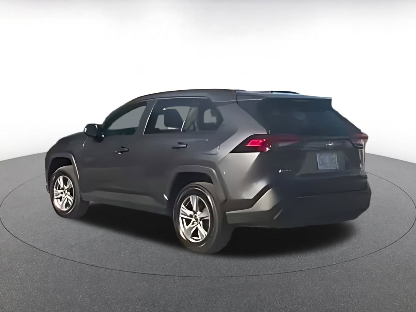 Thumbnail: 2025 Toyota RAV4 - 16