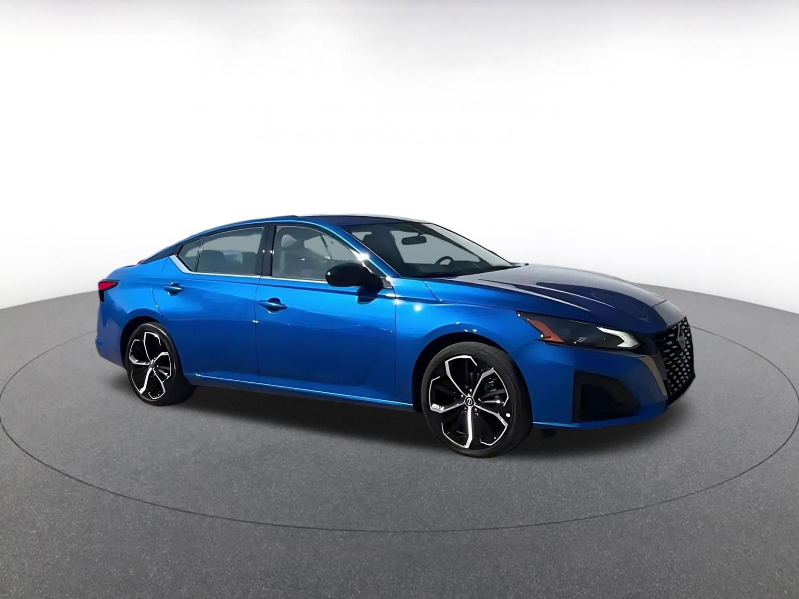 Thumbnail: 2025 Nissan Altima - 2