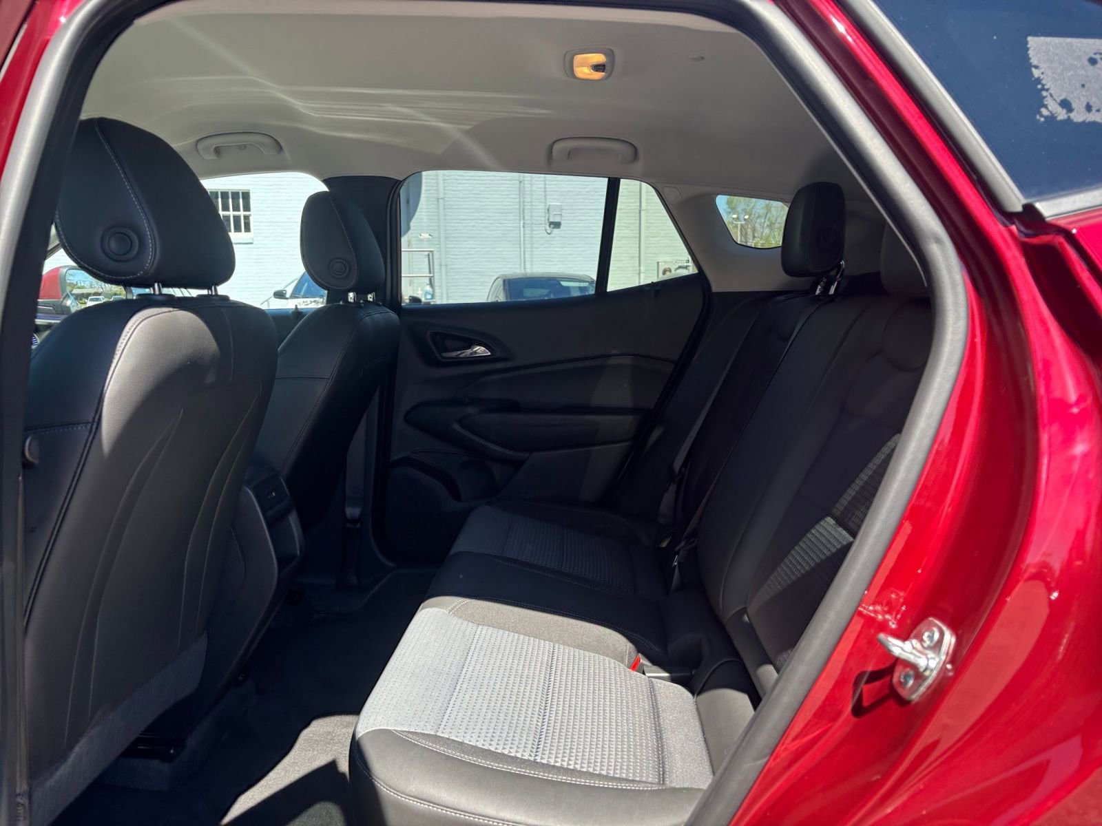 Thumbnail: 2025 Chevrolet Trax - 24