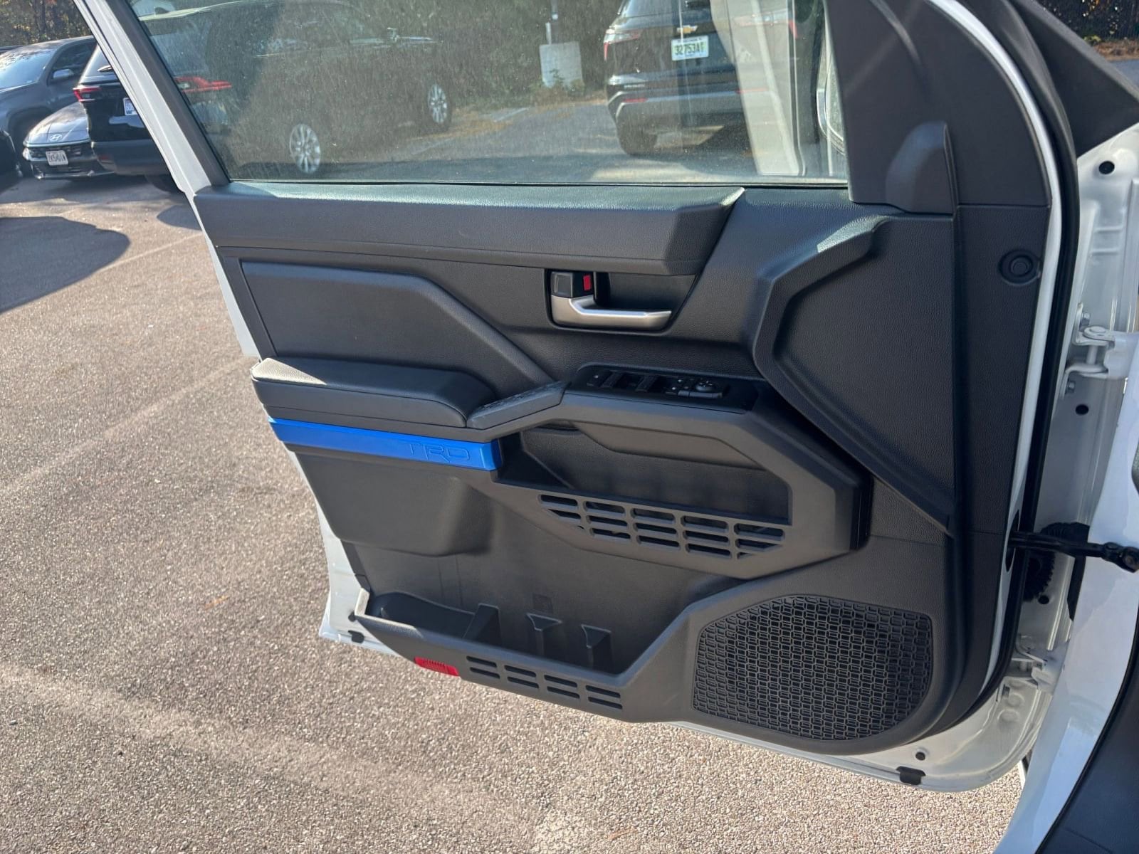 Thumbnail: 2025 Toyota Tacoma - 20