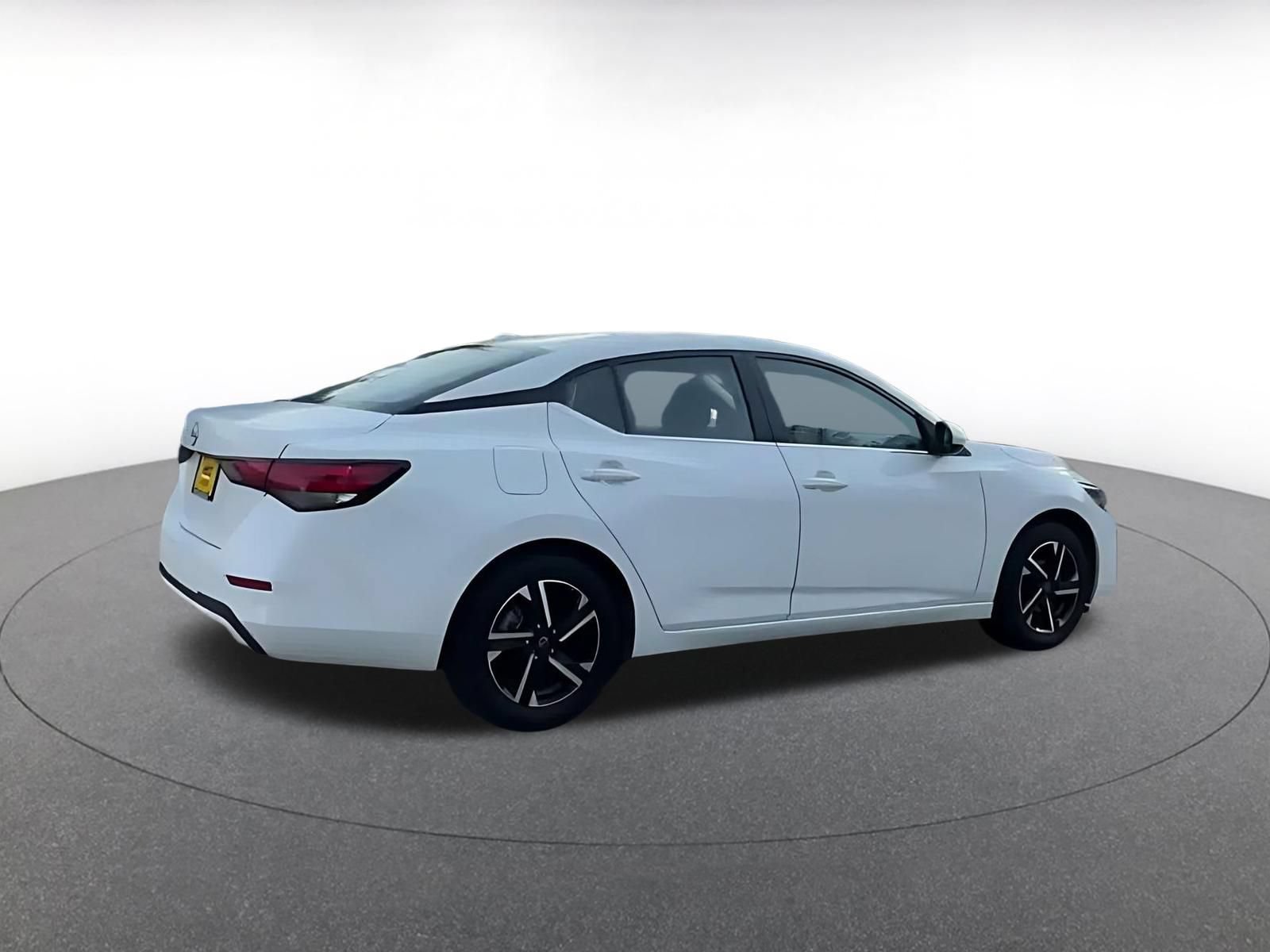 Thumbnail: 2025 Nissan Sentra - 14
