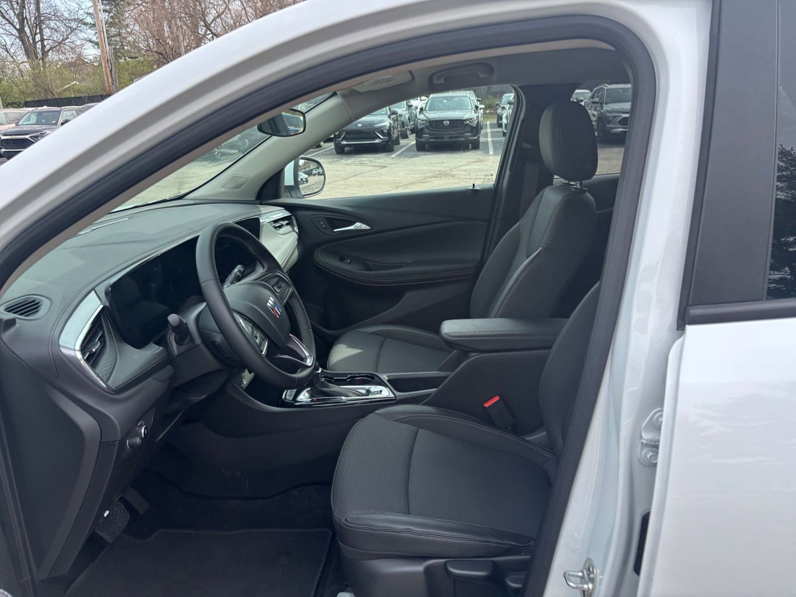 Thumbnail: 2025 Buick Encore GX - 25