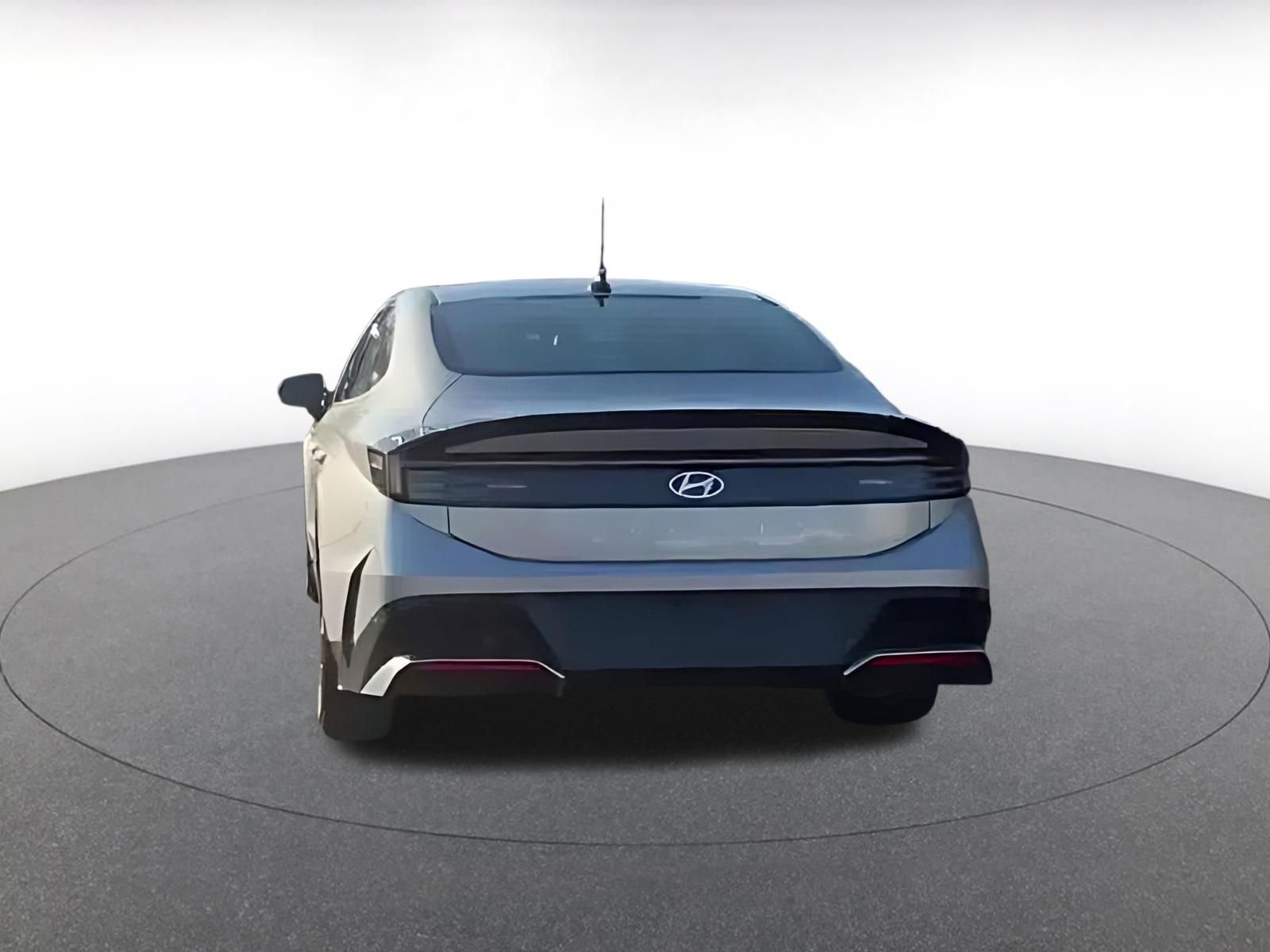 Thumbnail: 2025 Hyundai Sonata - 3