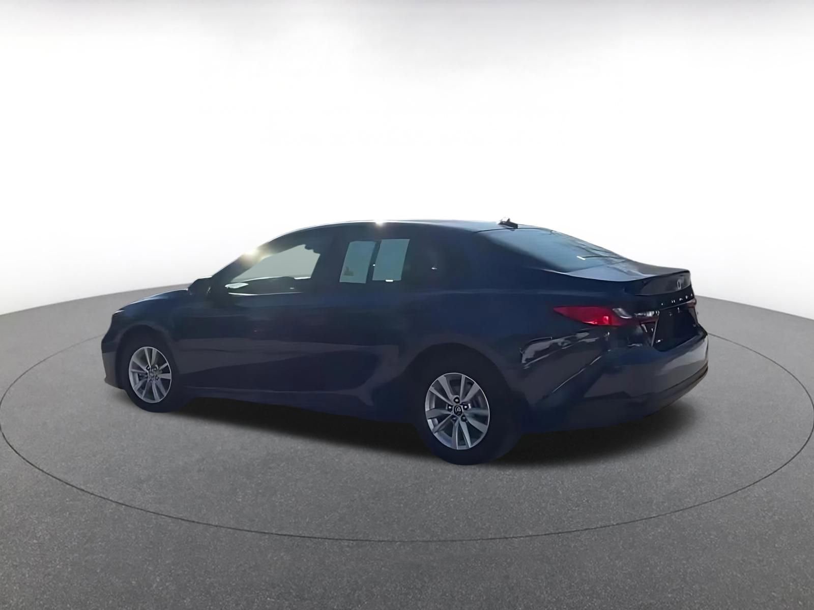 Thumbnail: 2025 Toyota Camry - 9