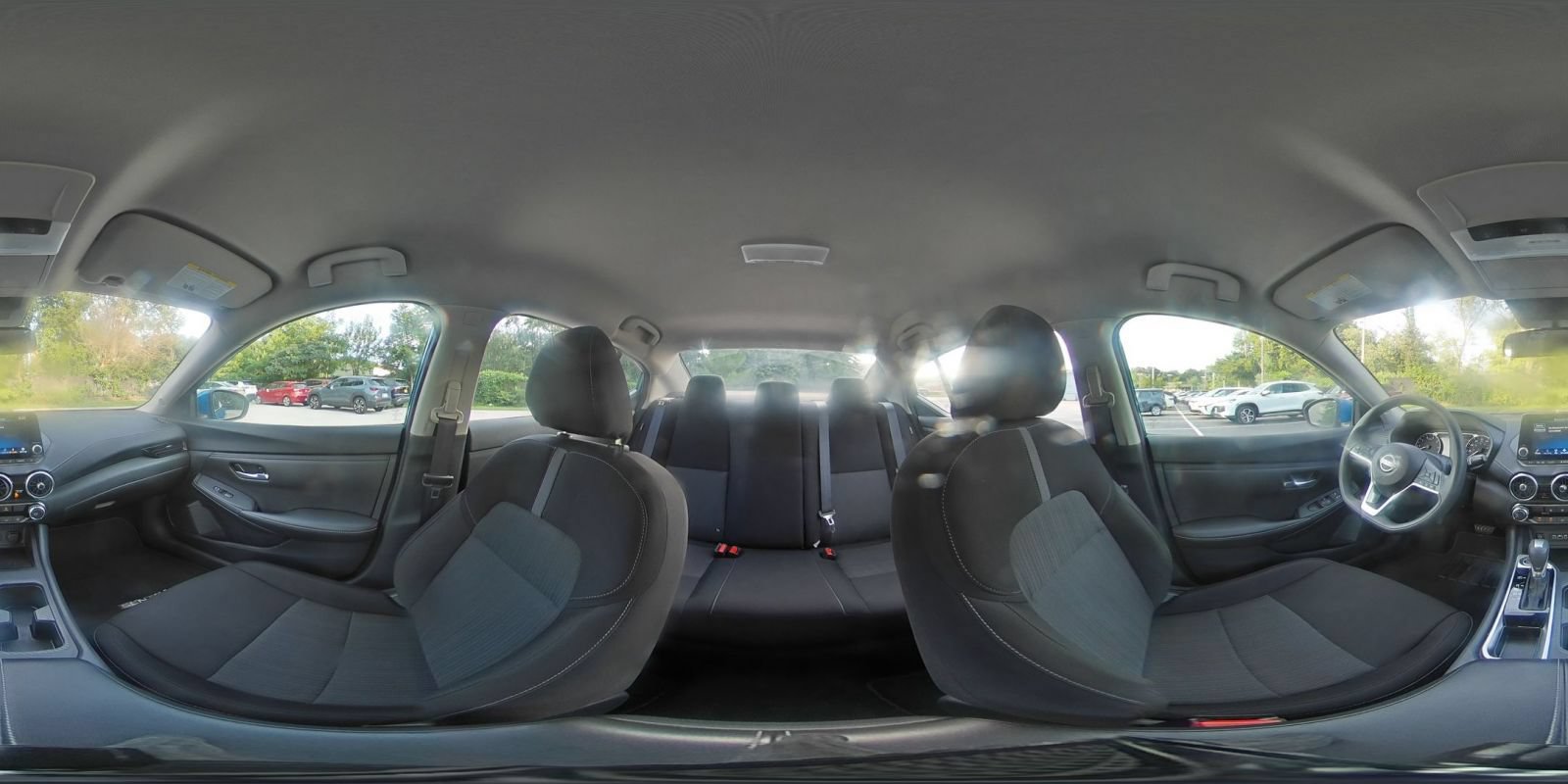 Thumbnail: 2025 Nissan Sentra - 32