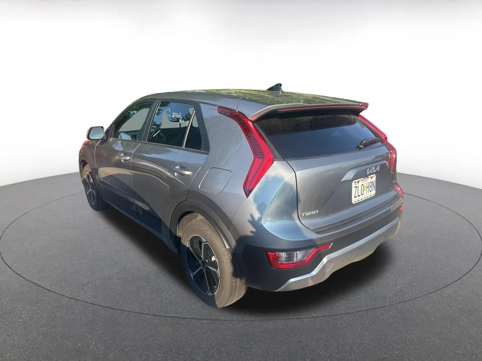 Thumbnail: 2026 Kia Niro - 4
