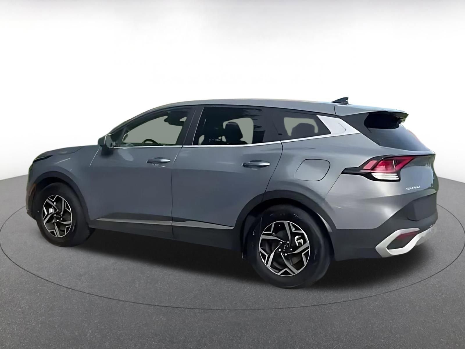 Thumbnail: 2025 Kia Sportage - 10