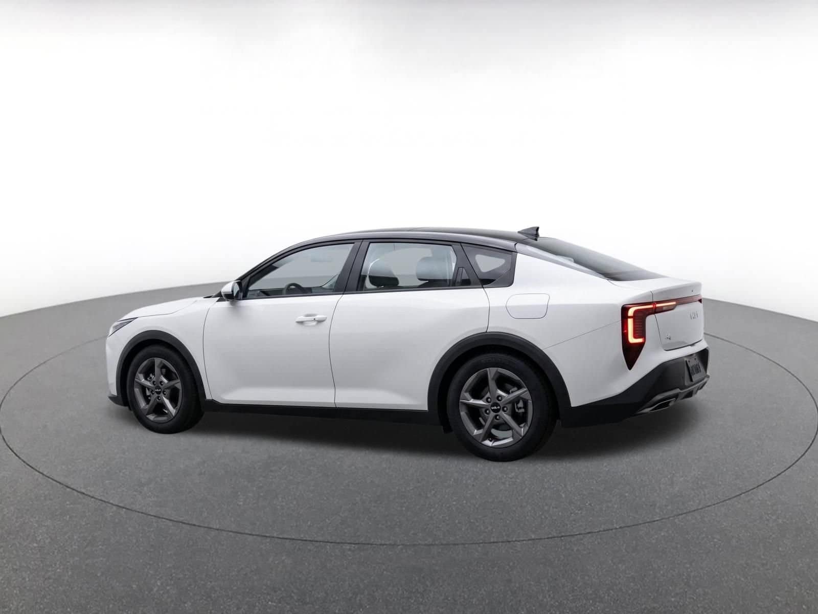 Thumbnail: 2026 Kia K4 - 6