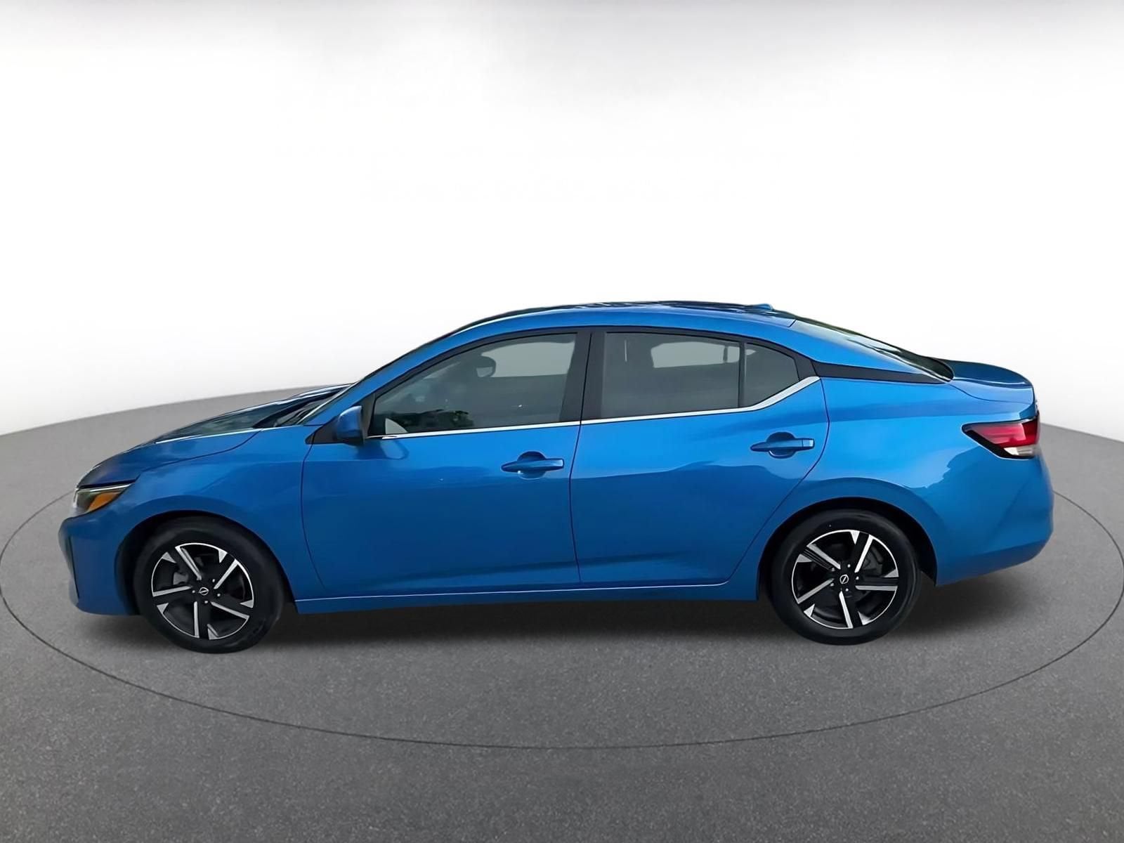 Thumbnail: 2025 Nissan Sentra - 9
