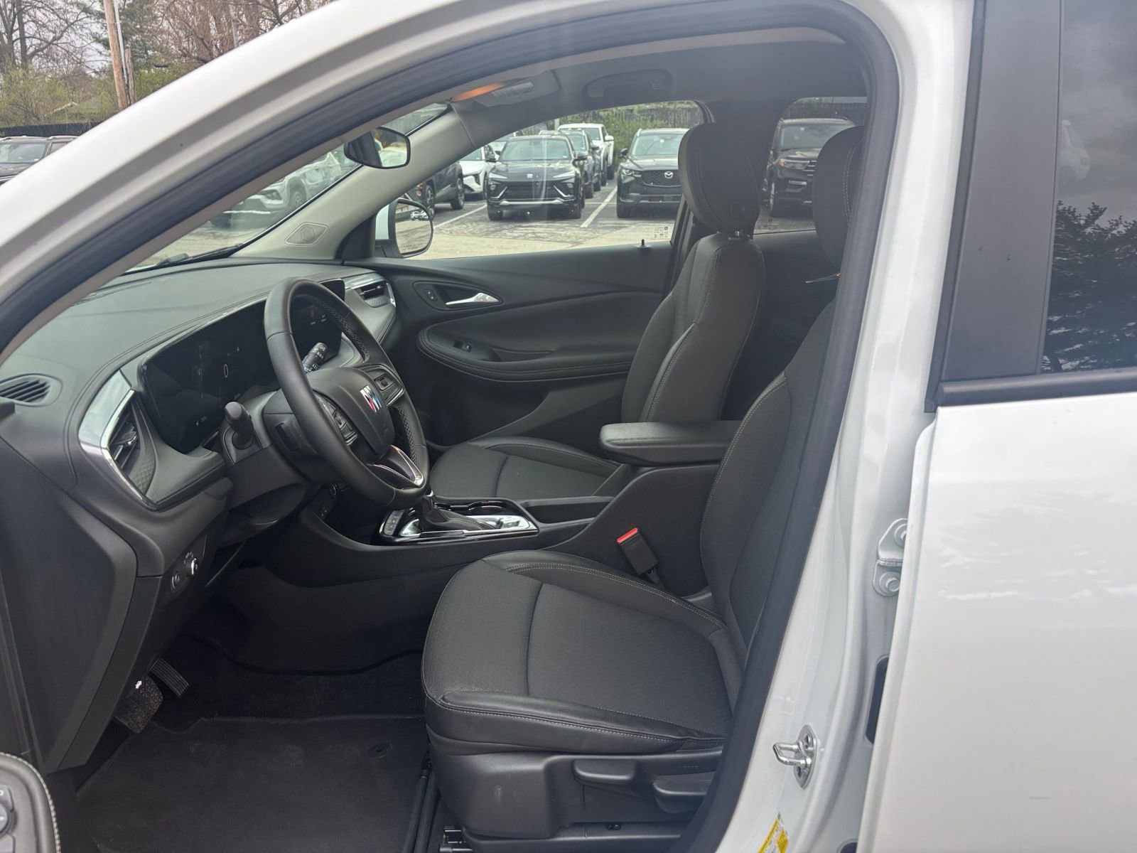 Thumbnail: 2025 Buick Encore GX - 24