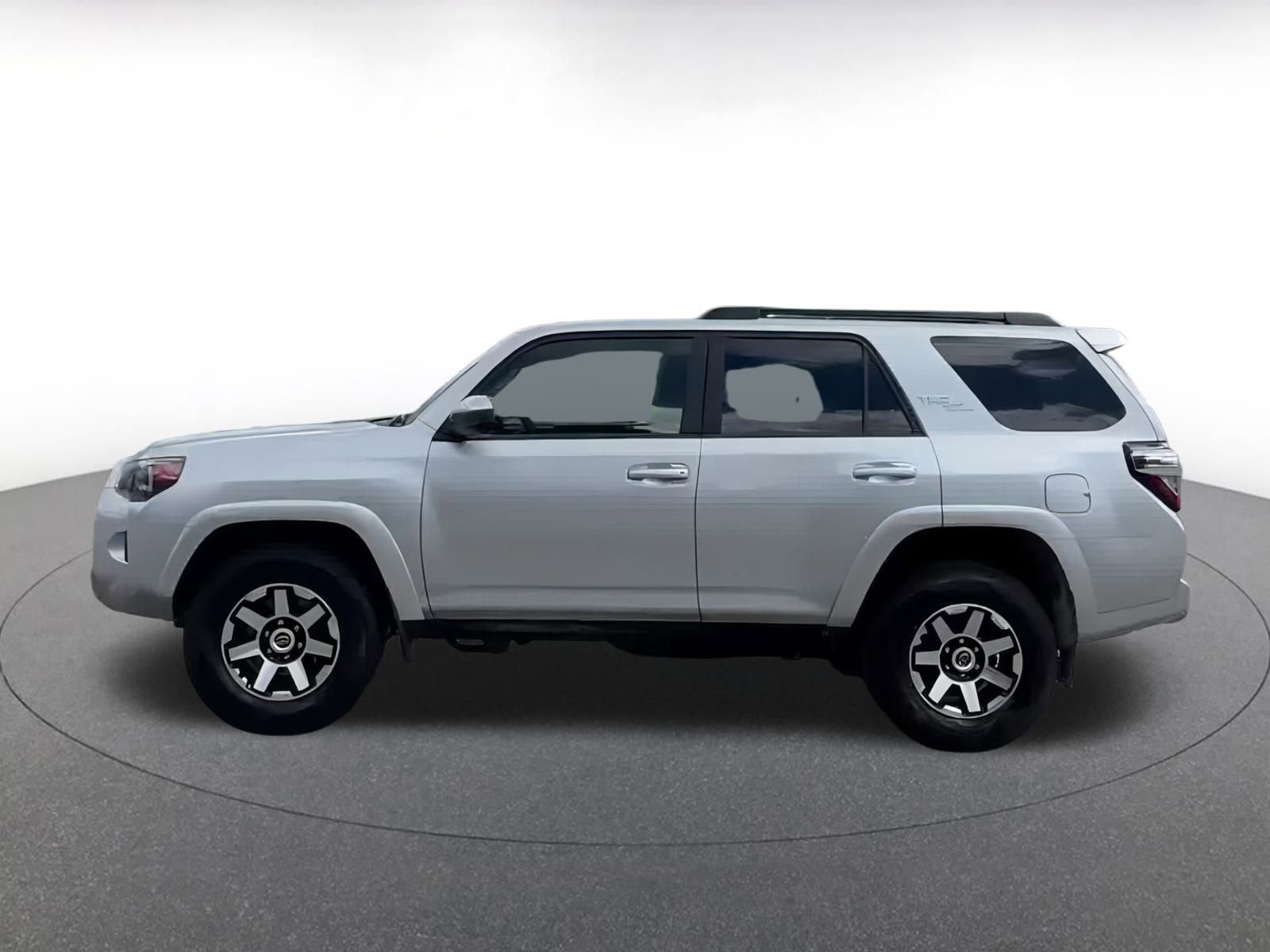 Thumbnail: 2024 Toyota 4Runner - 9