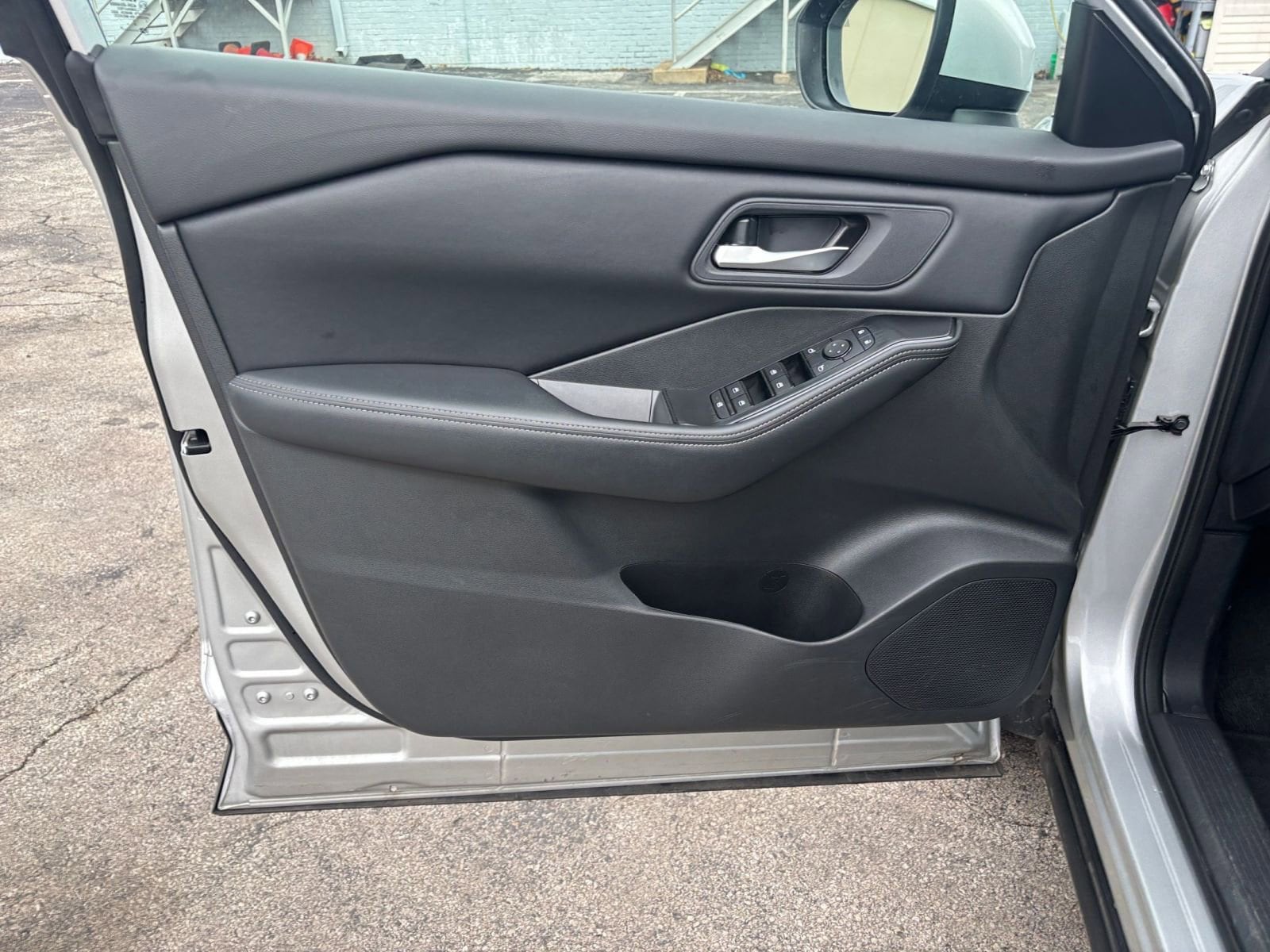 Thumbnail: 2025 Nissan Rogue - 18