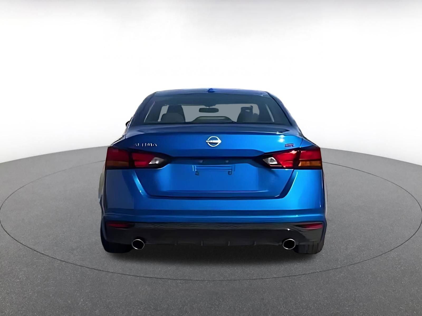 Thumbnail: 2025 Nissan Altima - 11
