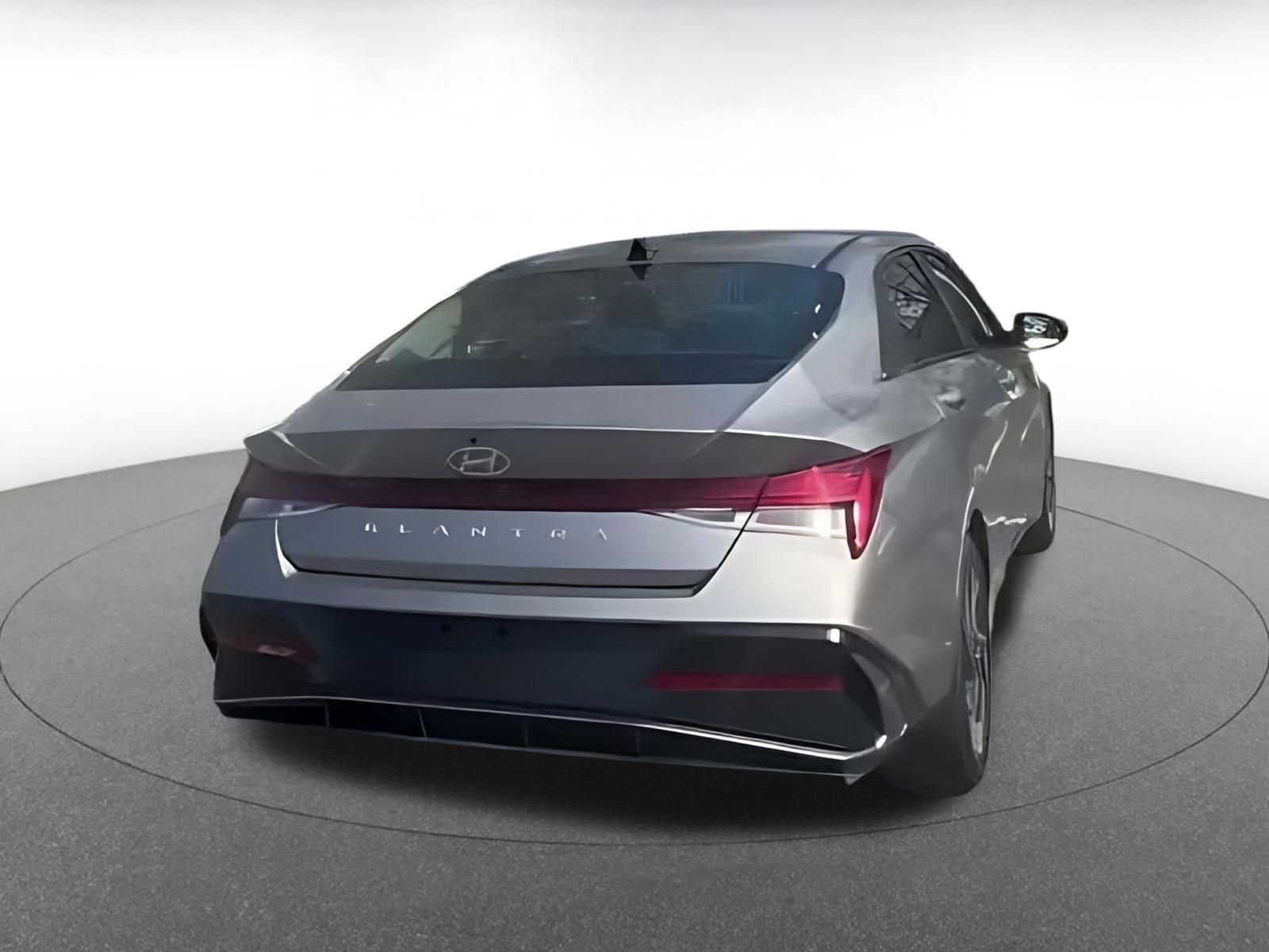 Thumbnail: 2025 Hyundai Elantra - 15