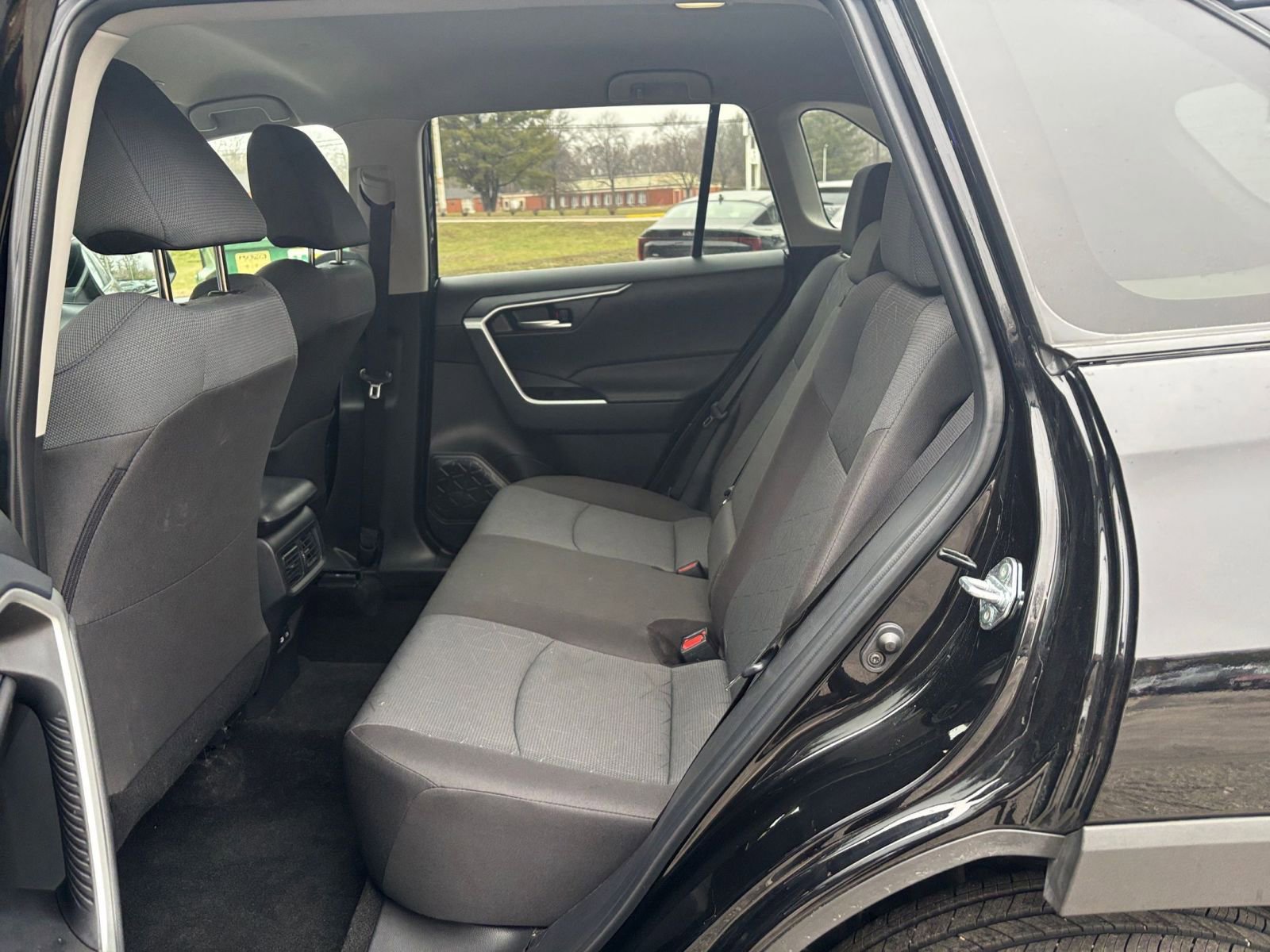 Thumbnail: 2025 Toyota RAV4 - 23