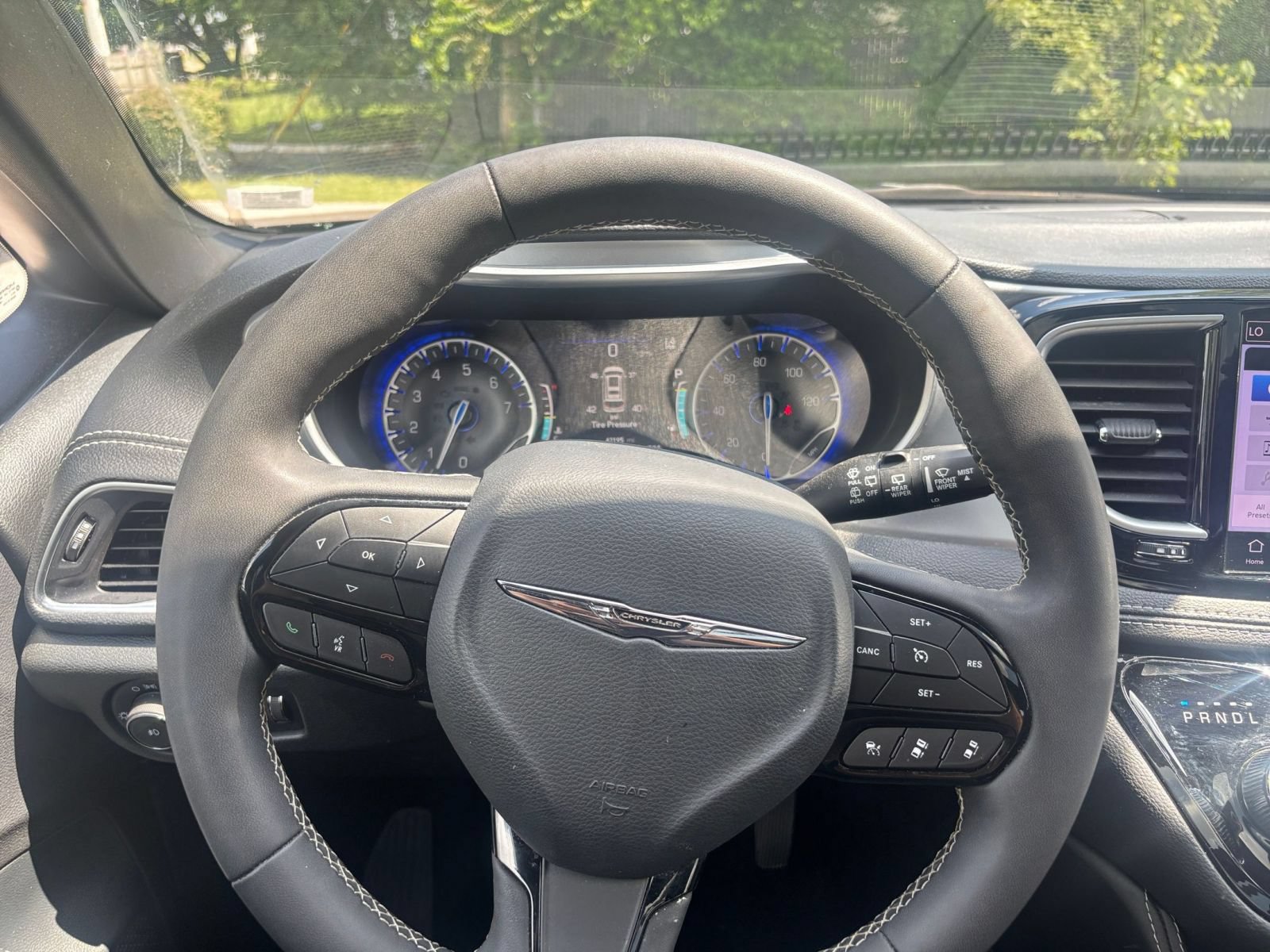 Thumbnail: 2025 Chrysler Pacifica - 33