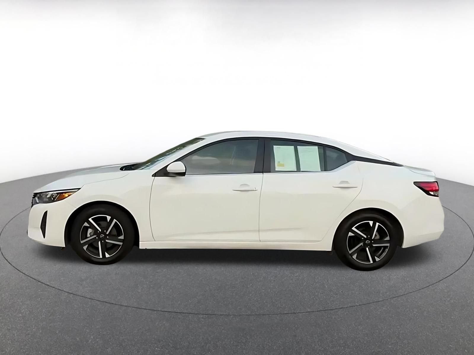 Thumbnail: 2025 Nissan Sentra - 6