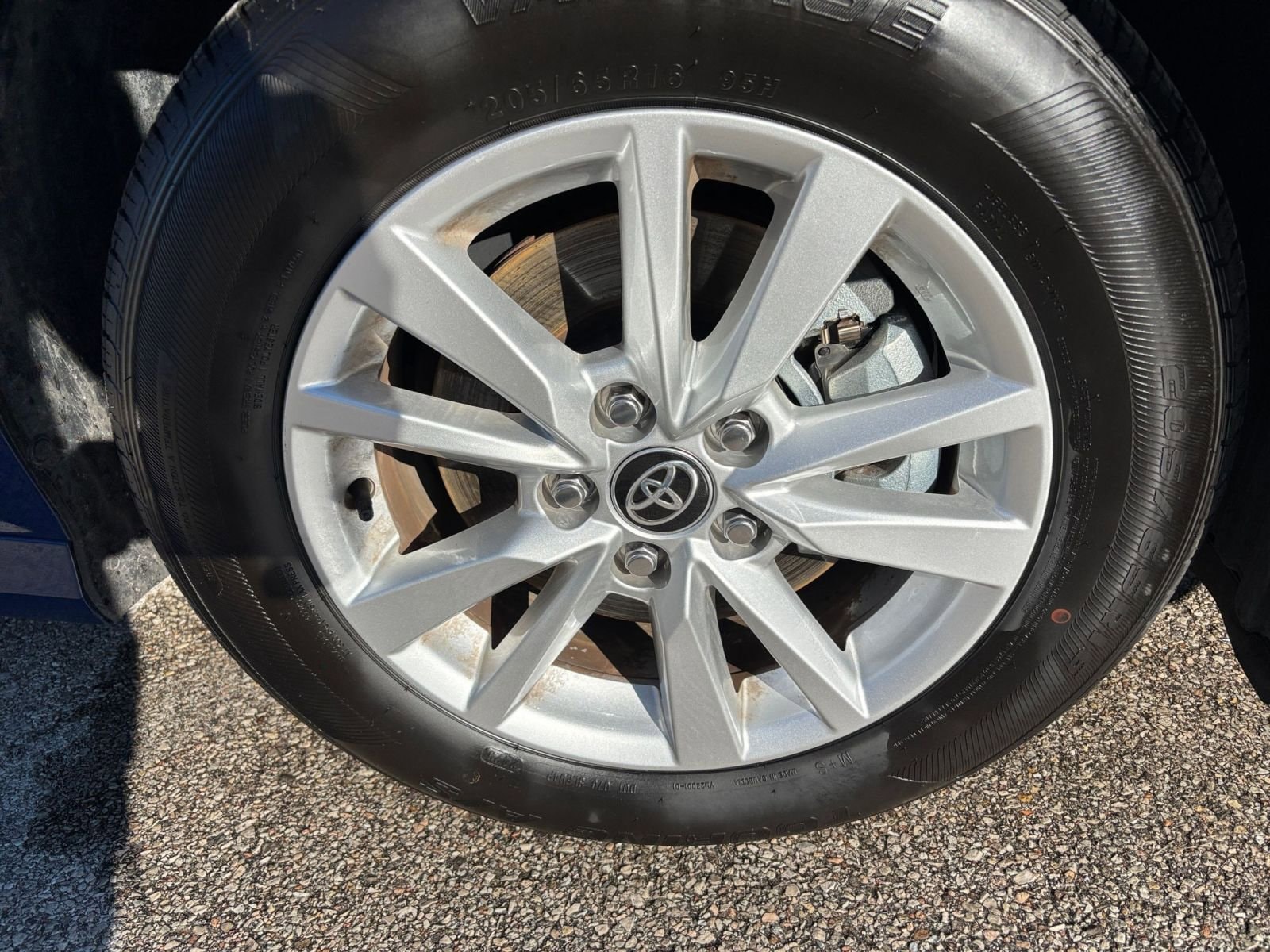 Thumbnail: 2025 Toyota Camry - 28