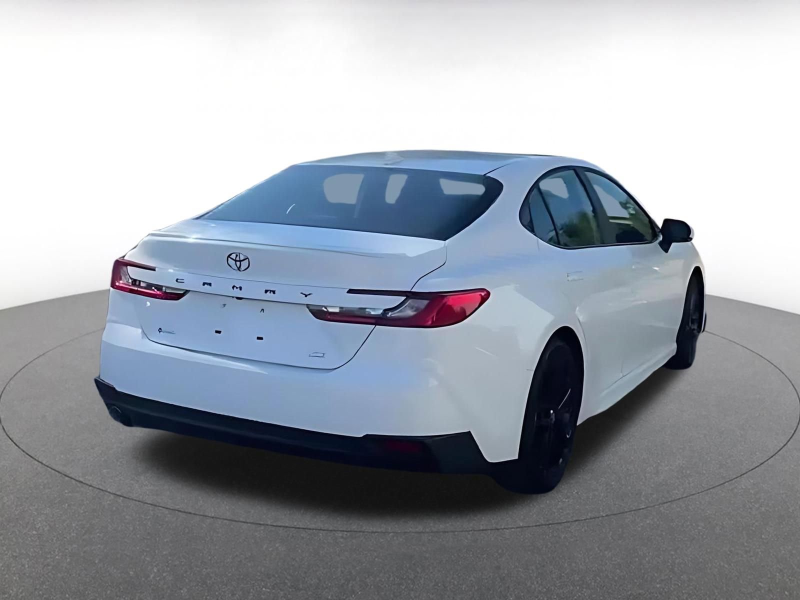 Thumbnail: 2025 Toyota Camry - 11