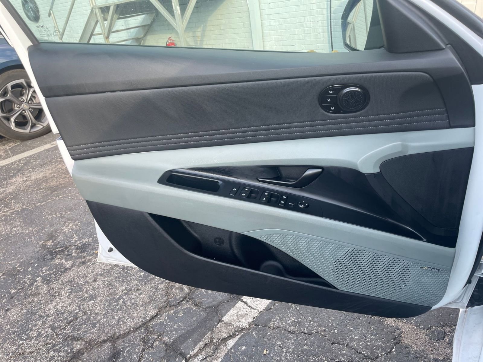 Thumbnail: 2025 Hyundai Elantra - 20