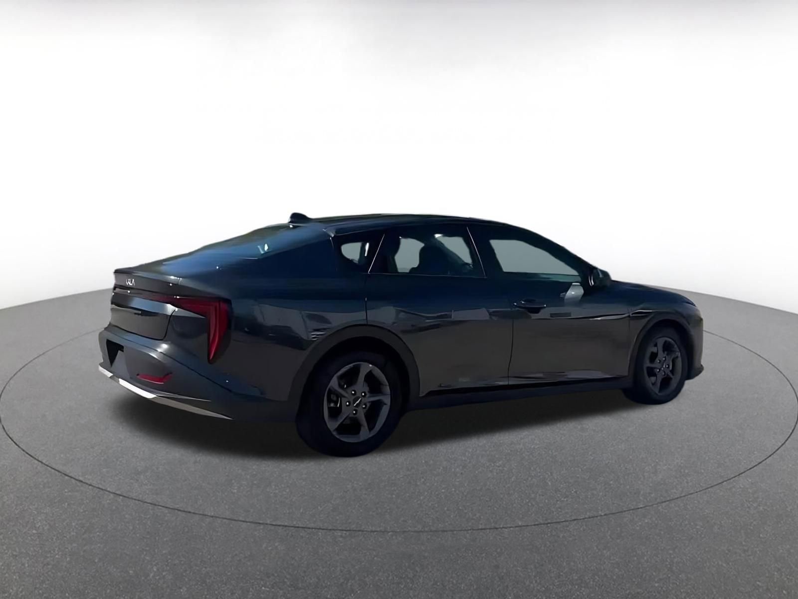 Thumbnail: 2025 Kia K4 - 8