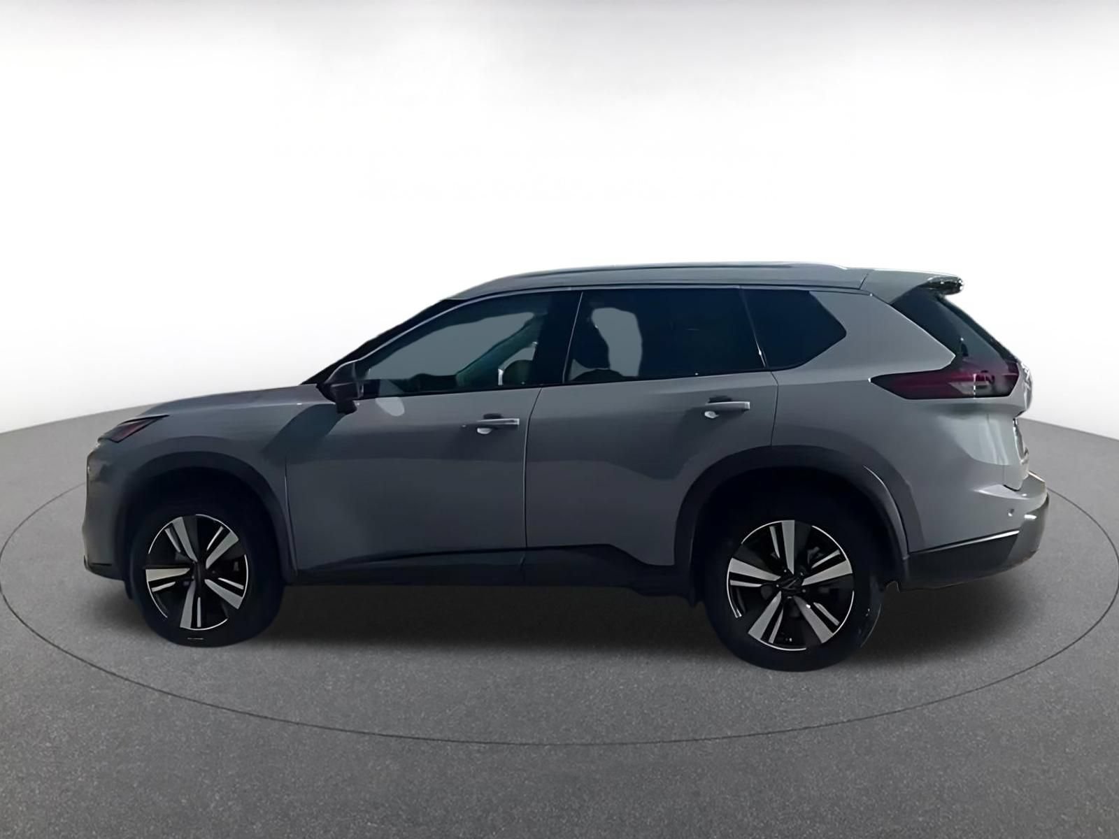 Thumbnail: 2026 Nissan Rogue - 10
